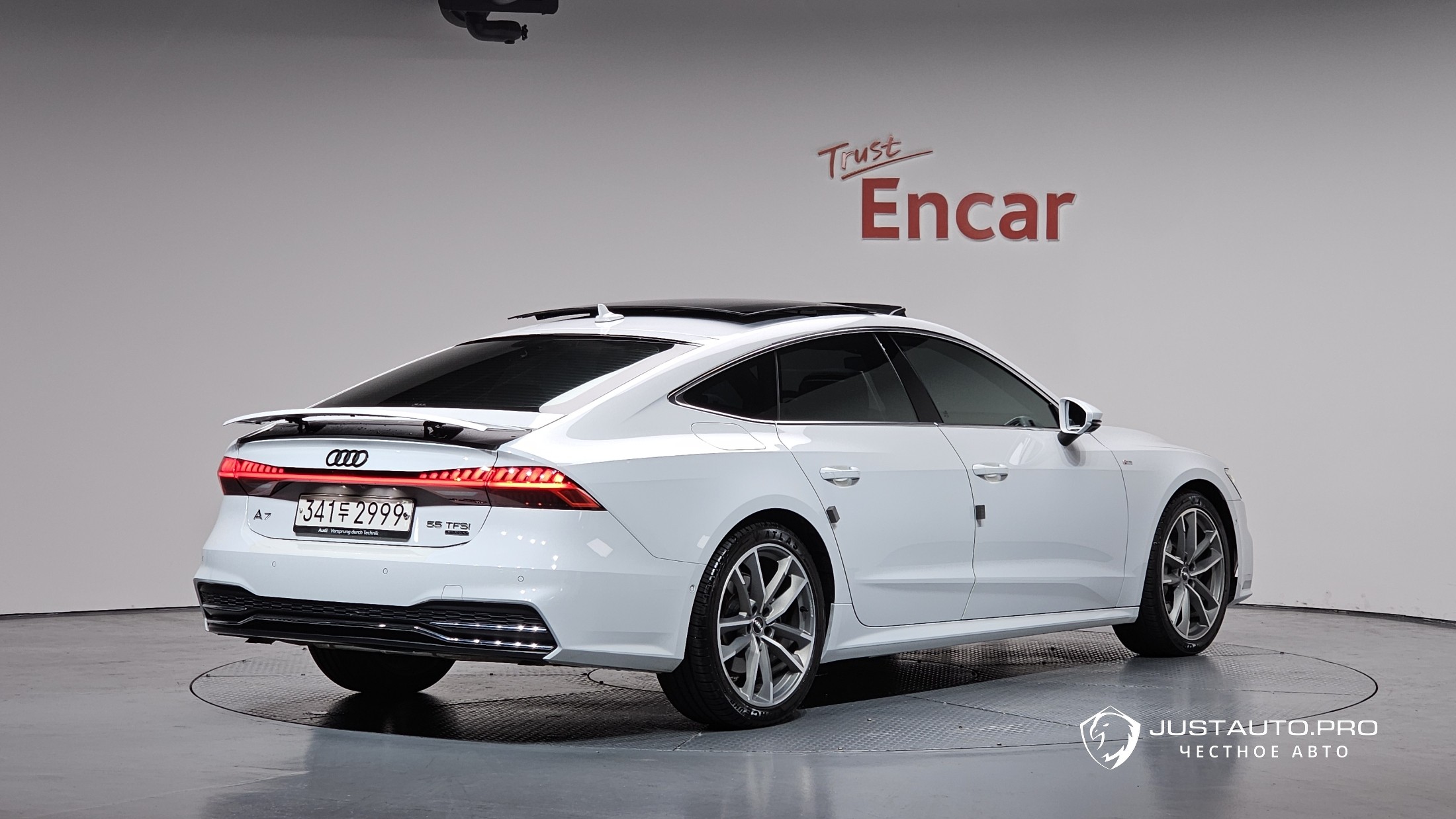 Автомобиль Audi A7