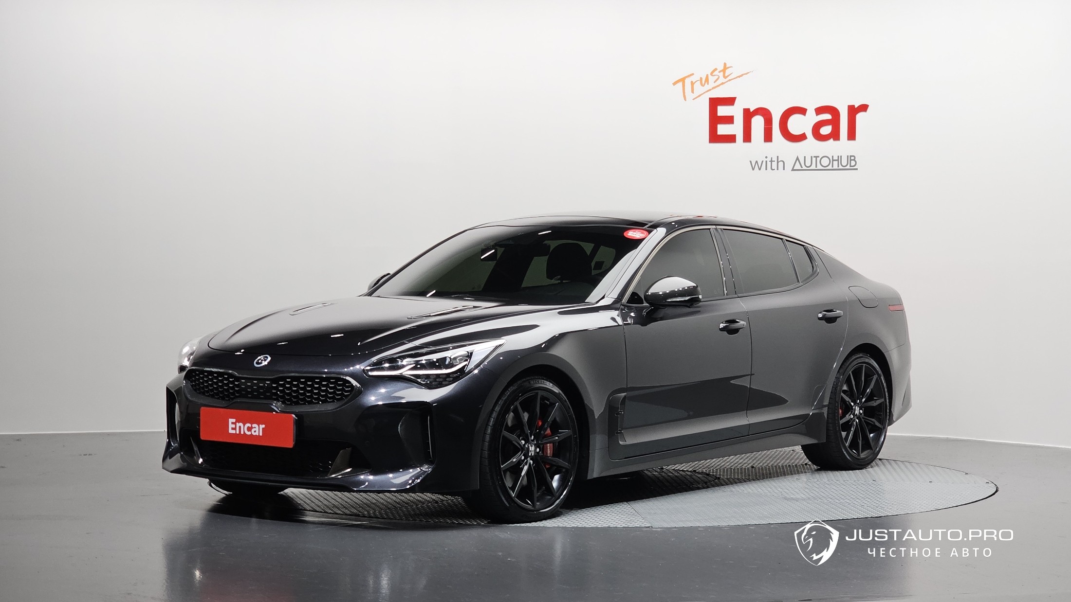 Автомобиль Kia Stinger