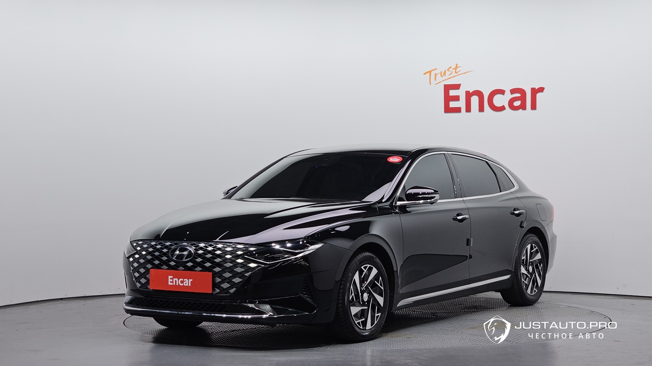 Автомобиль Hyundai Grandeur