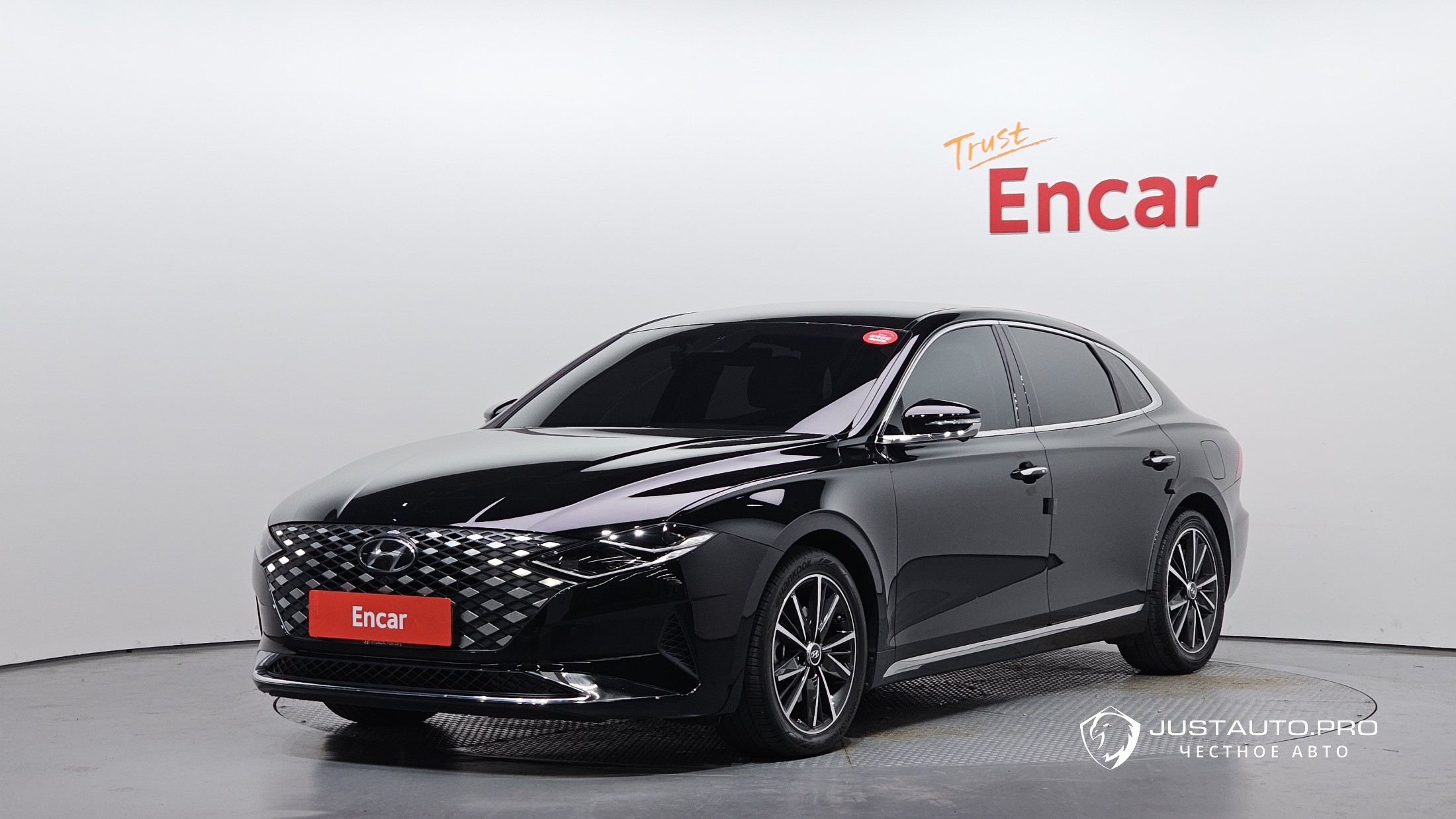 Автомобиль Hyundai Grandeur