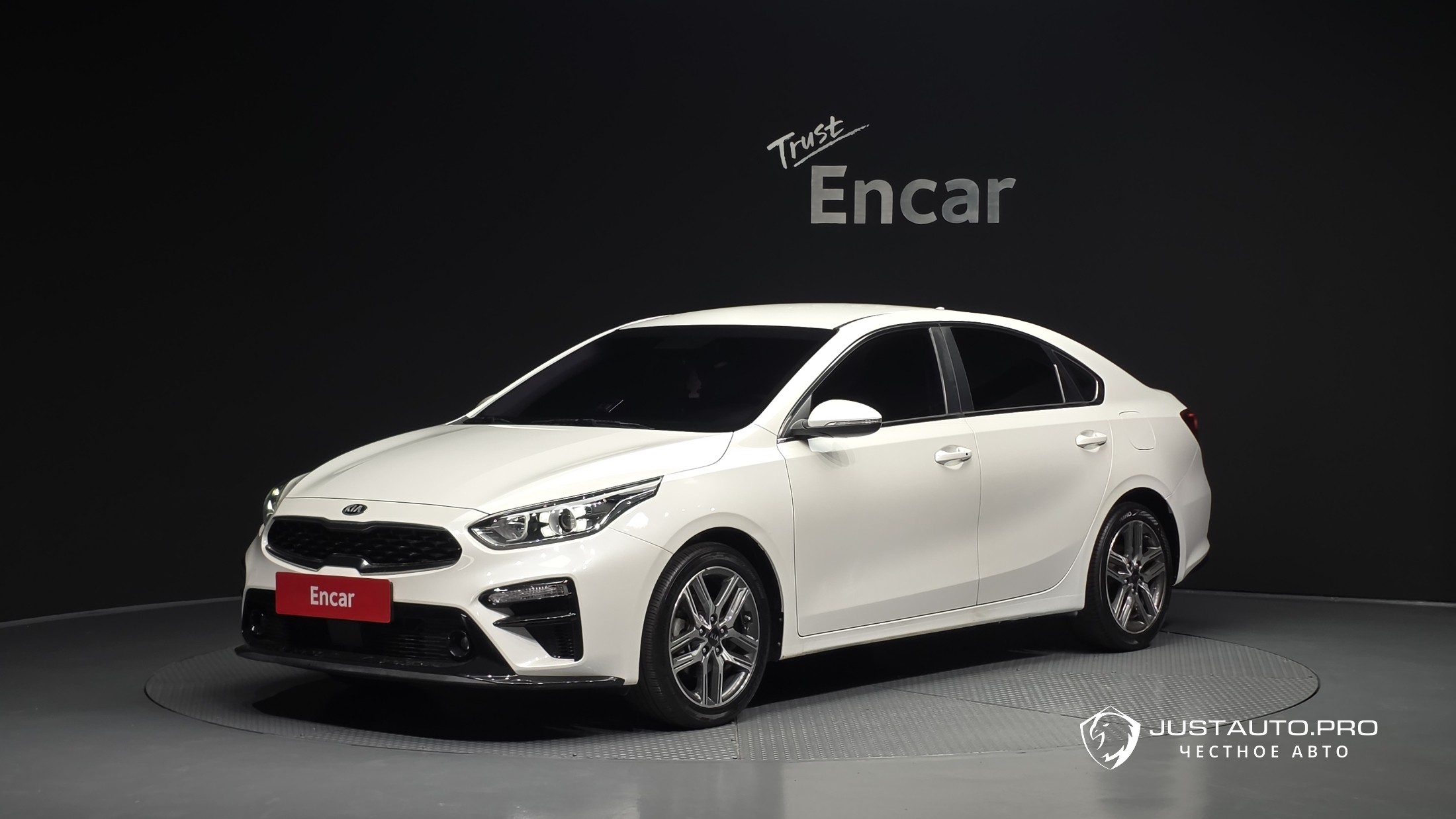 Автомобиль Kia K3