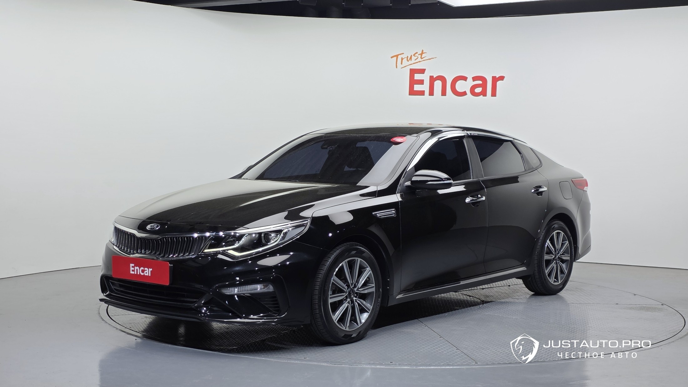 Автомобиль Kia K5