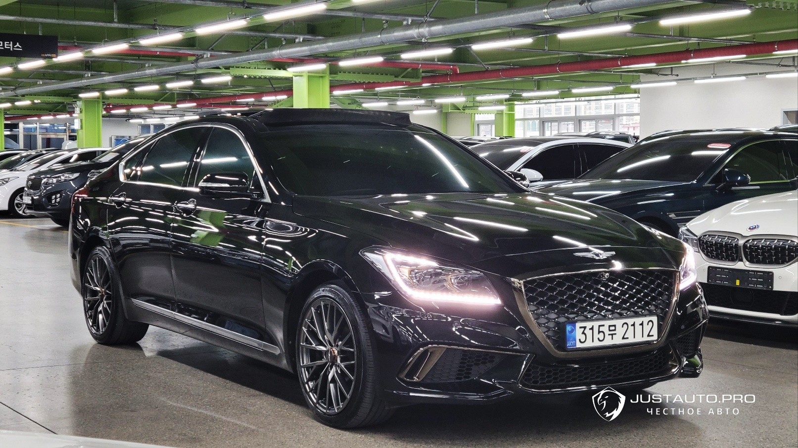 Автомобиль Hyundai Genesis