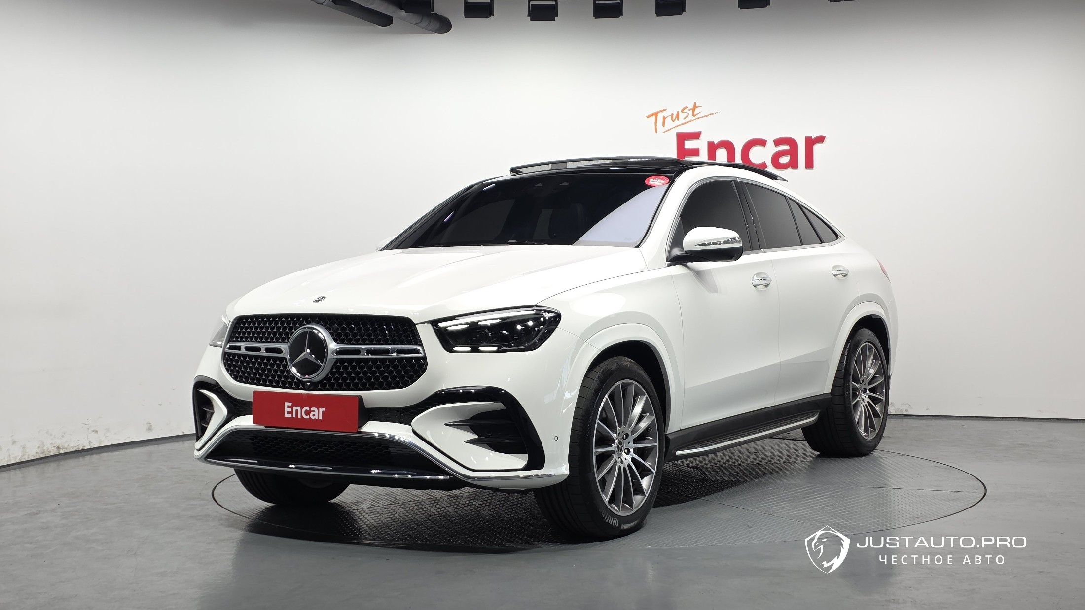 Автомобиль Mercedes-Benz GLE-Class