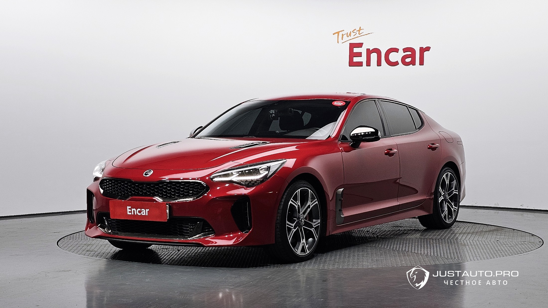 Автомобиль Kia Stinger