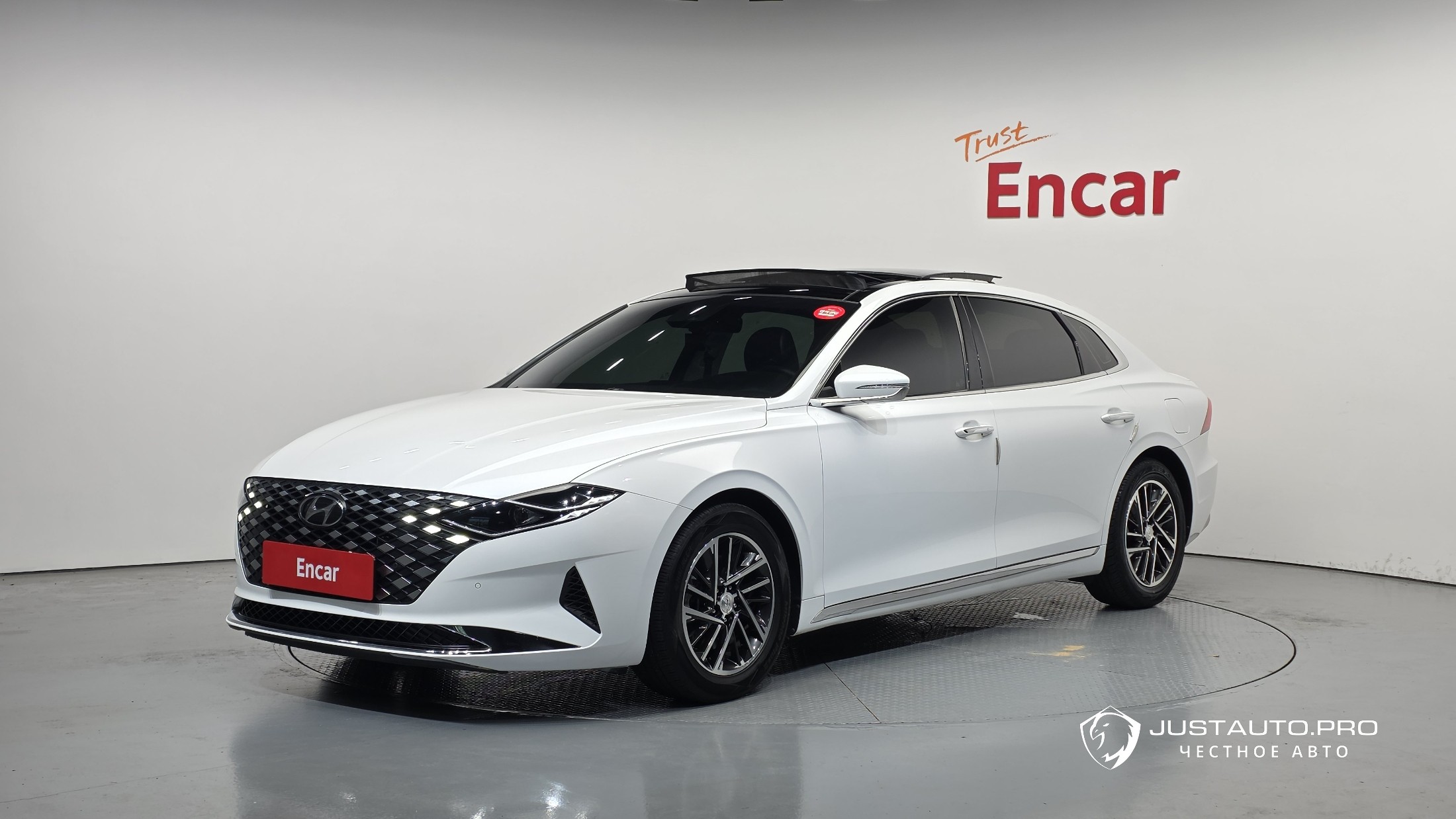Автомобиль Hyundai Grandeur