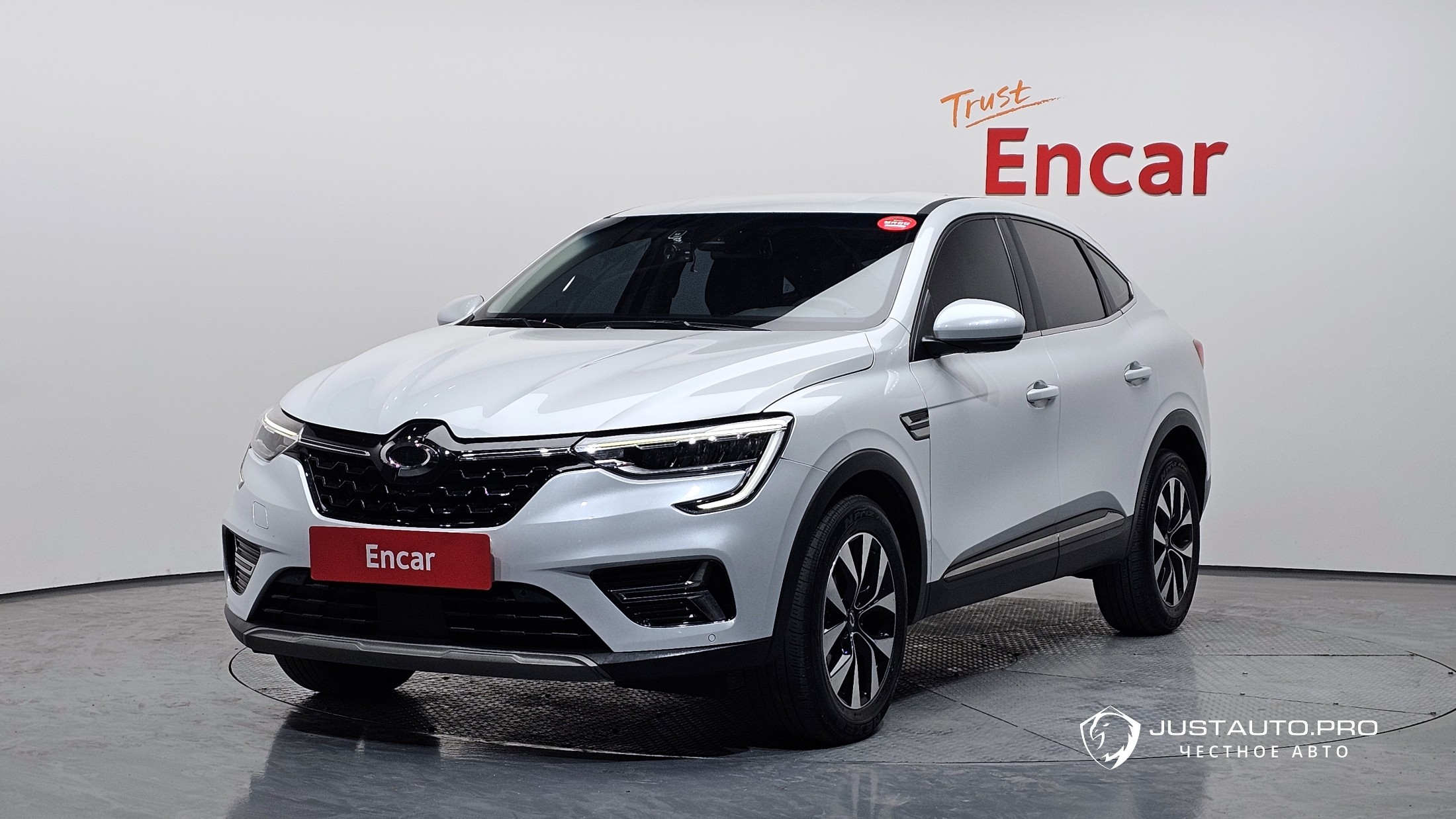 Автомобиль Renault-KoreaSamsung XM3