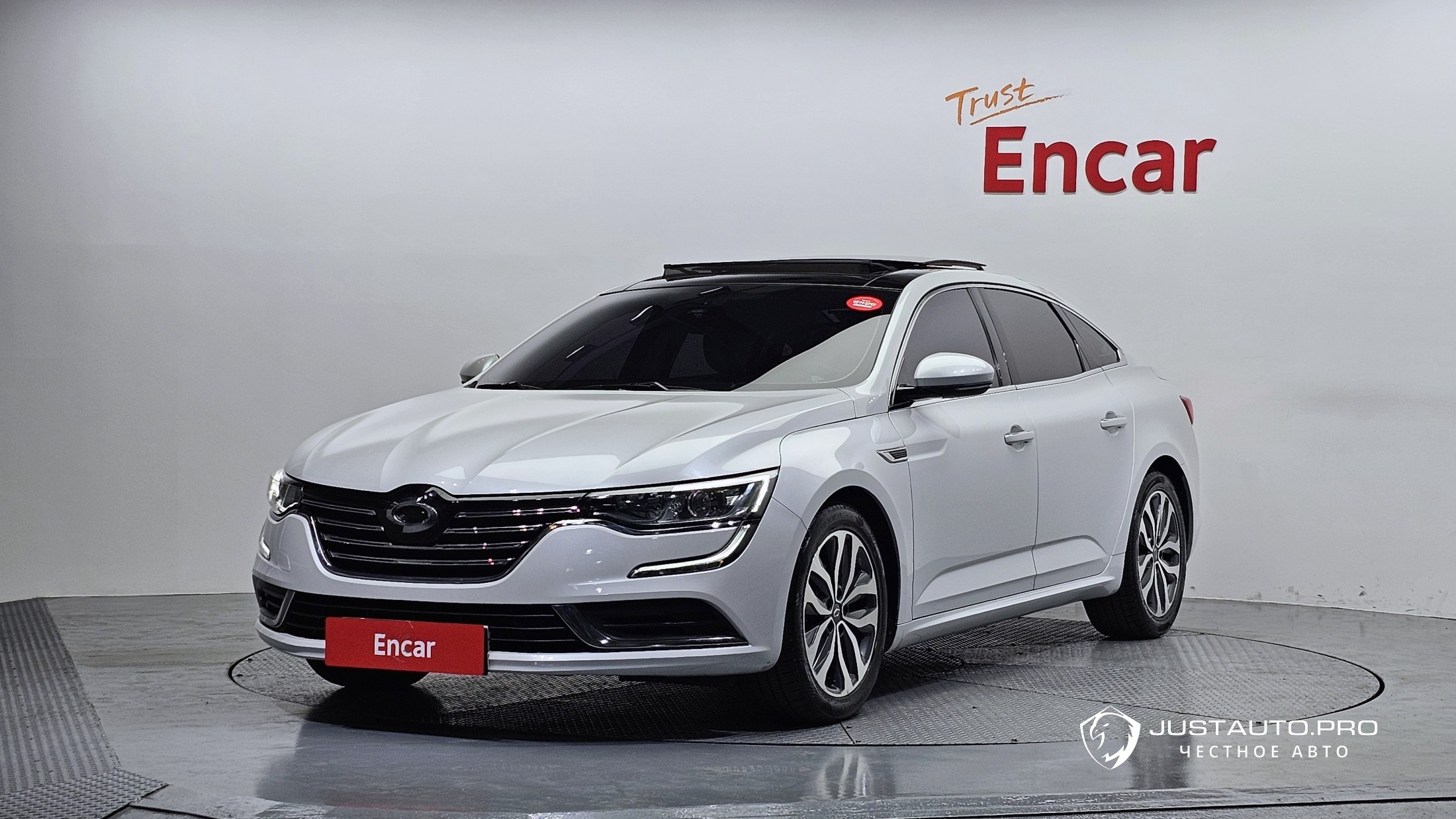 Автомобиль Renault-KoreaSamsung SM6