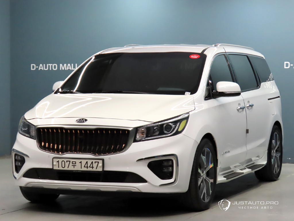 Автомобиль Kia Canival