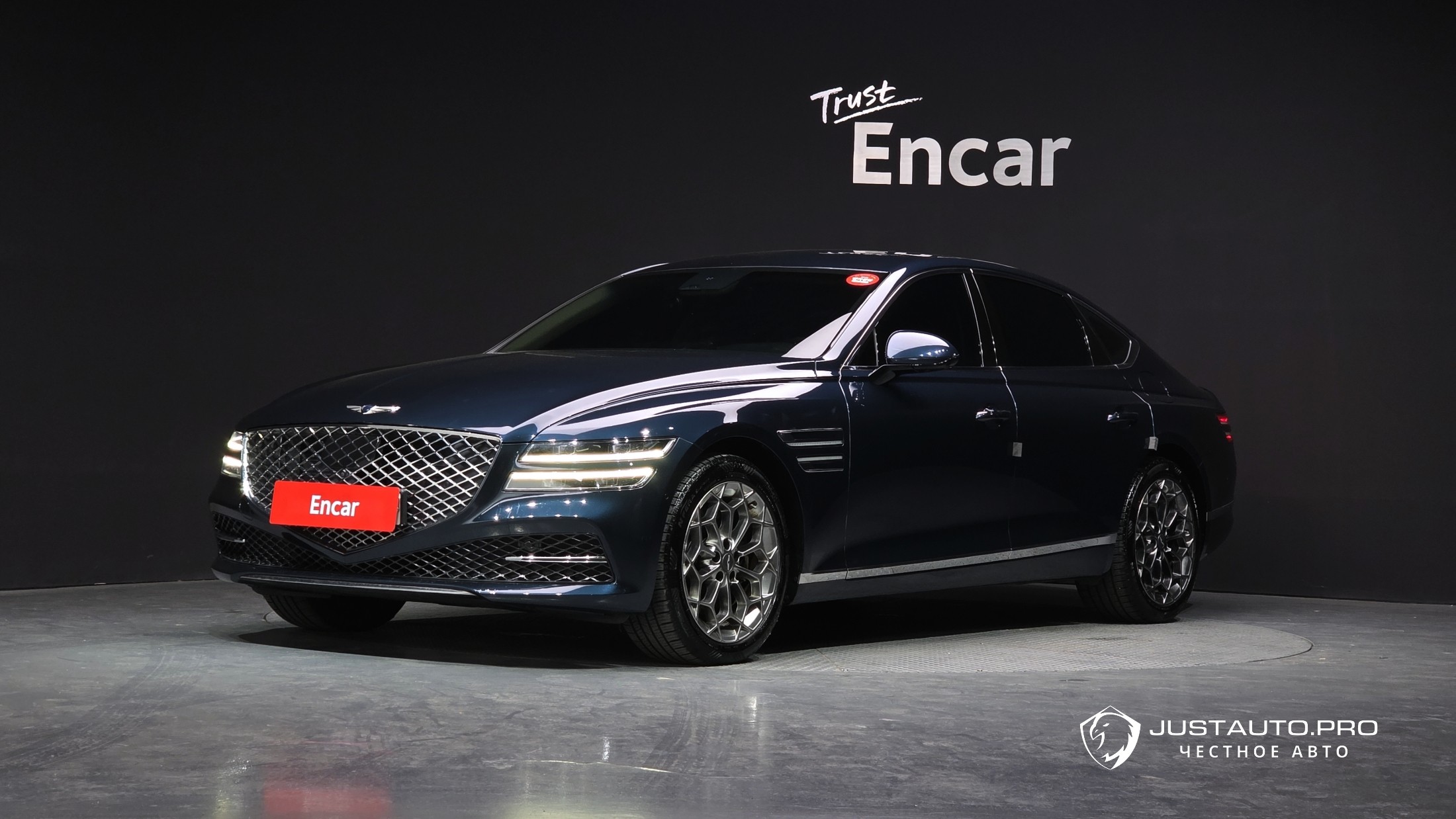 Автомобиль Genesis G80