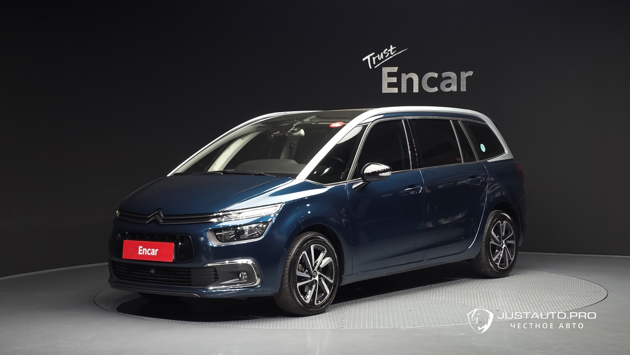 Автомобиль Citroen-DS C4 SpaceTourer