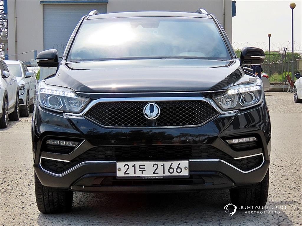 Автомобиль KG_Mobility_Ssangyong Rexton