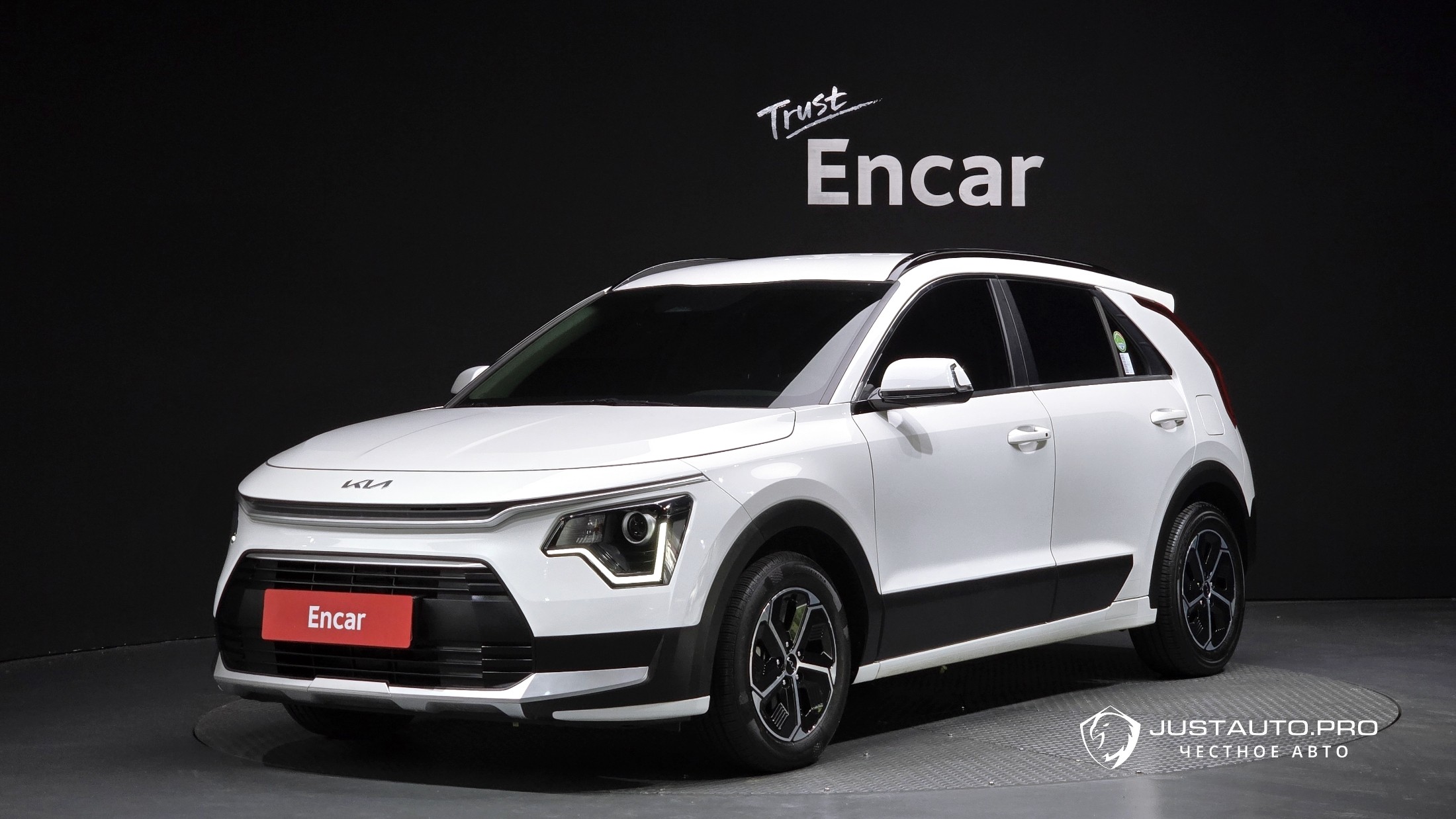 Автомобиль Kia Niro