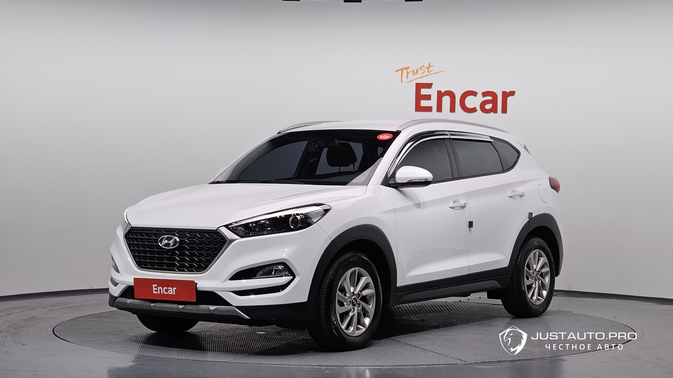 Автомобиль Hyundai Tucson