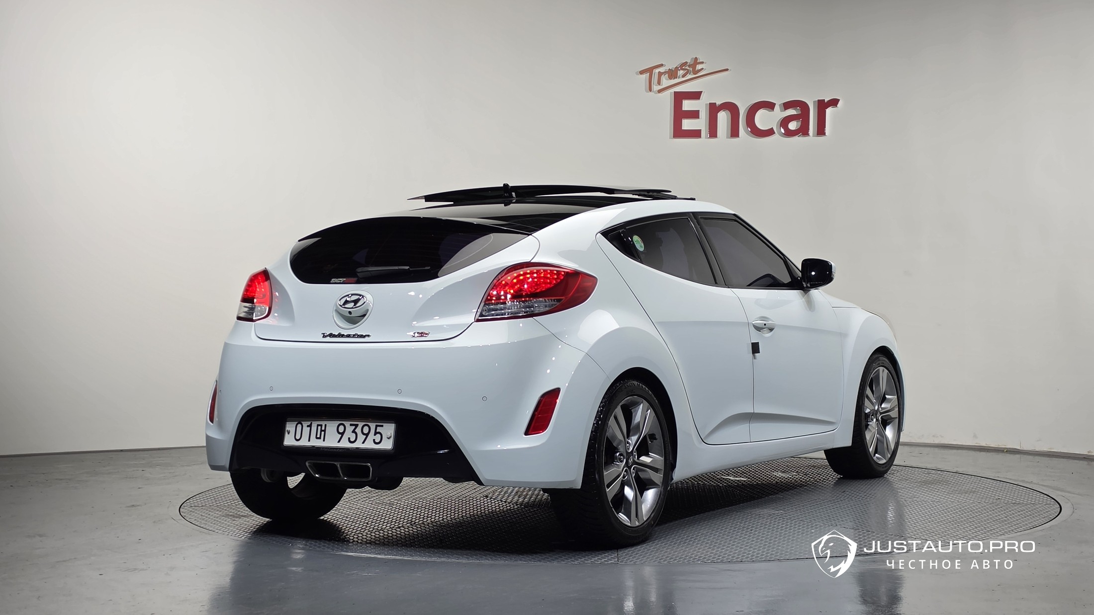 Автомобиль Hyundai Veloster