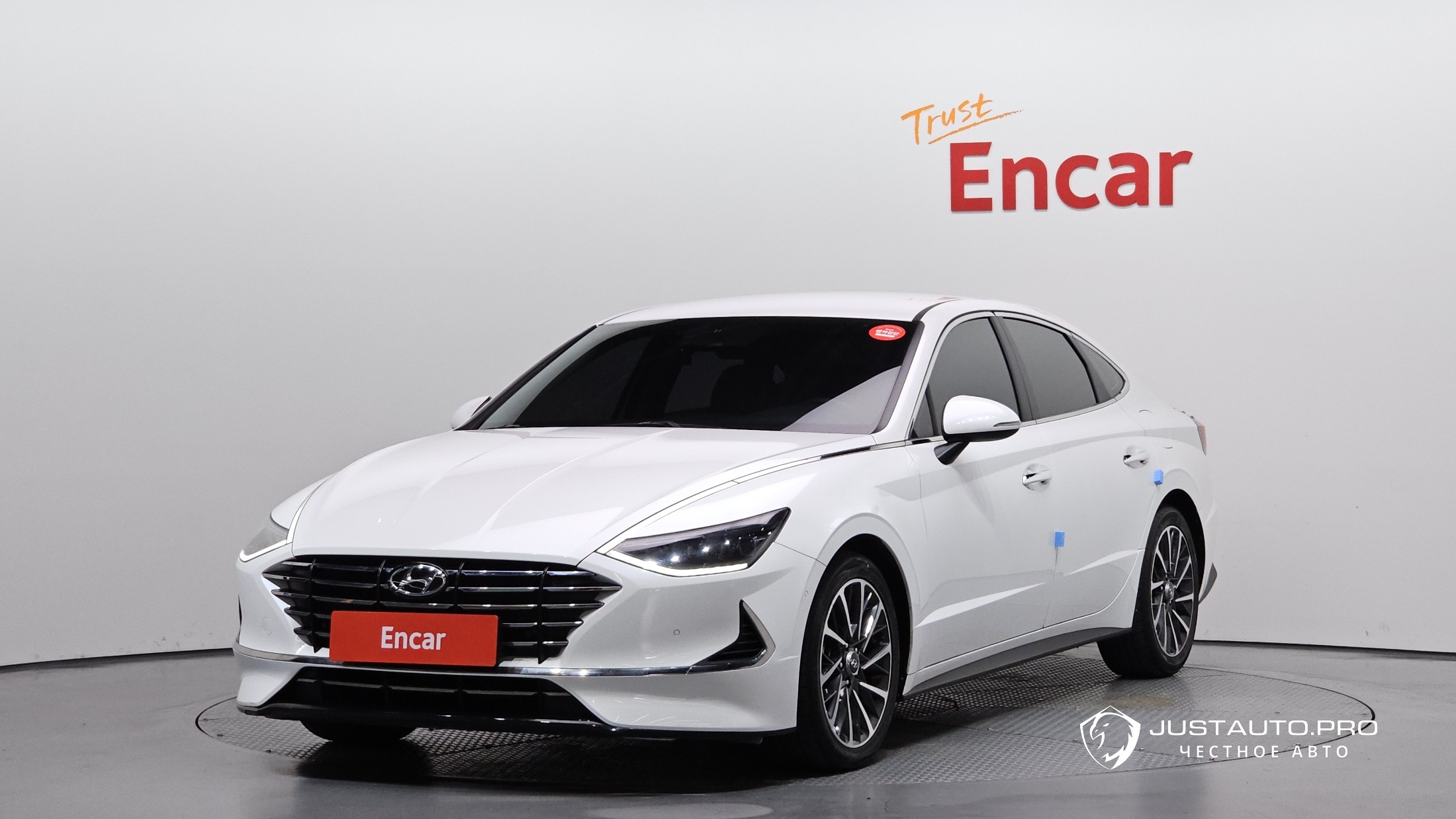 Автомобиль Hyundai Sonata