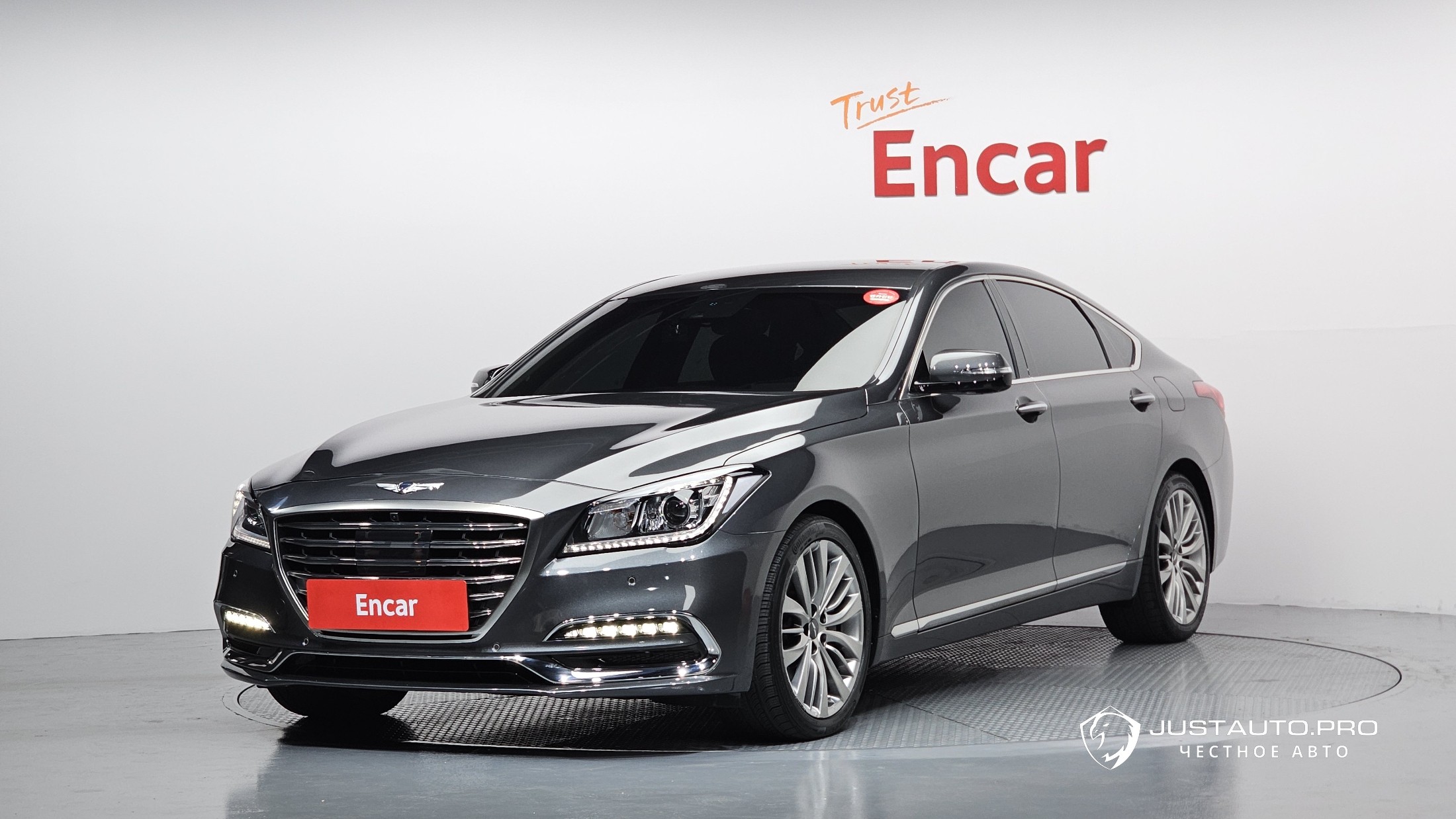 Автомобиль Genesis G80
