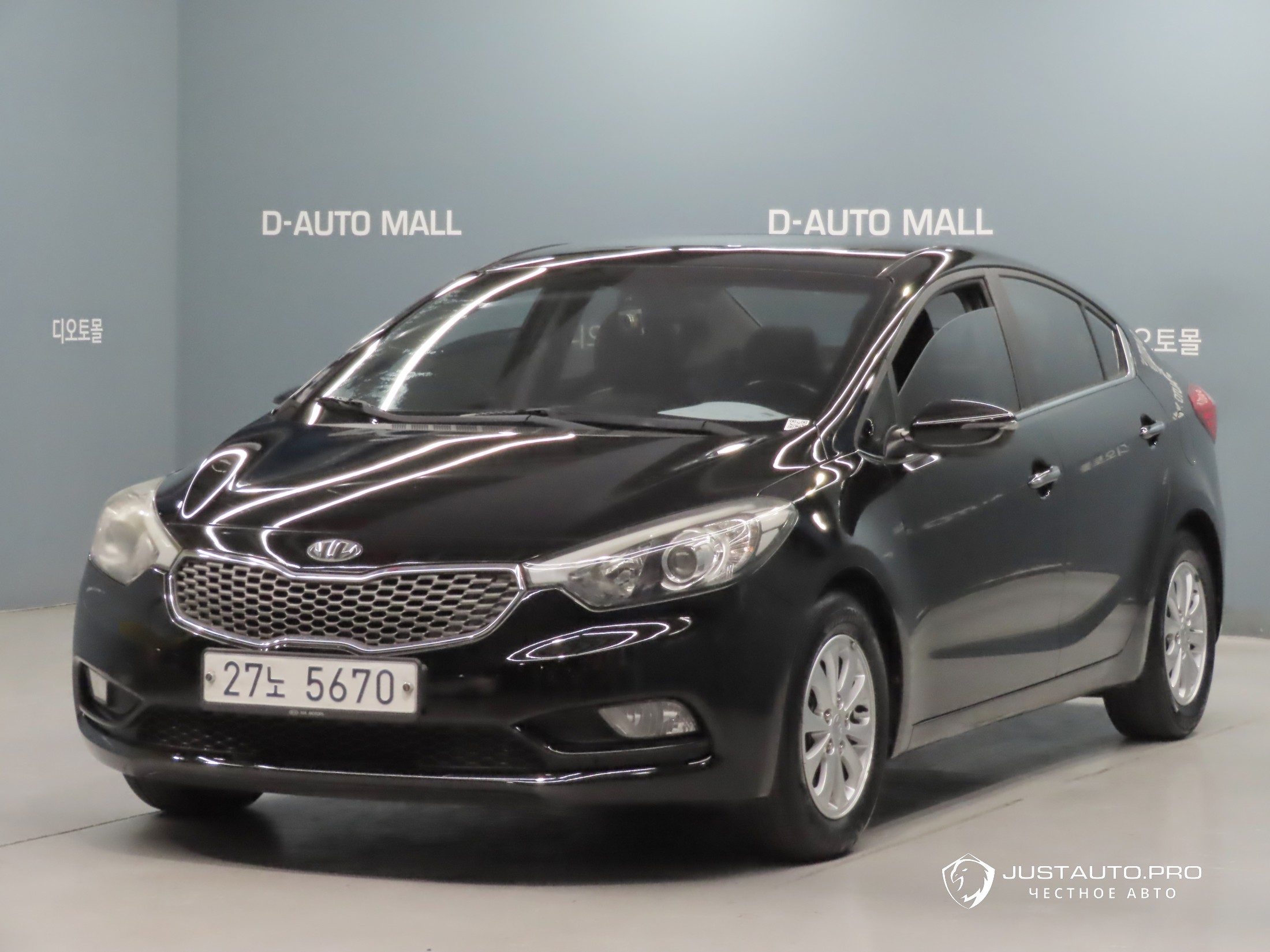 Автомобиль Kia K3