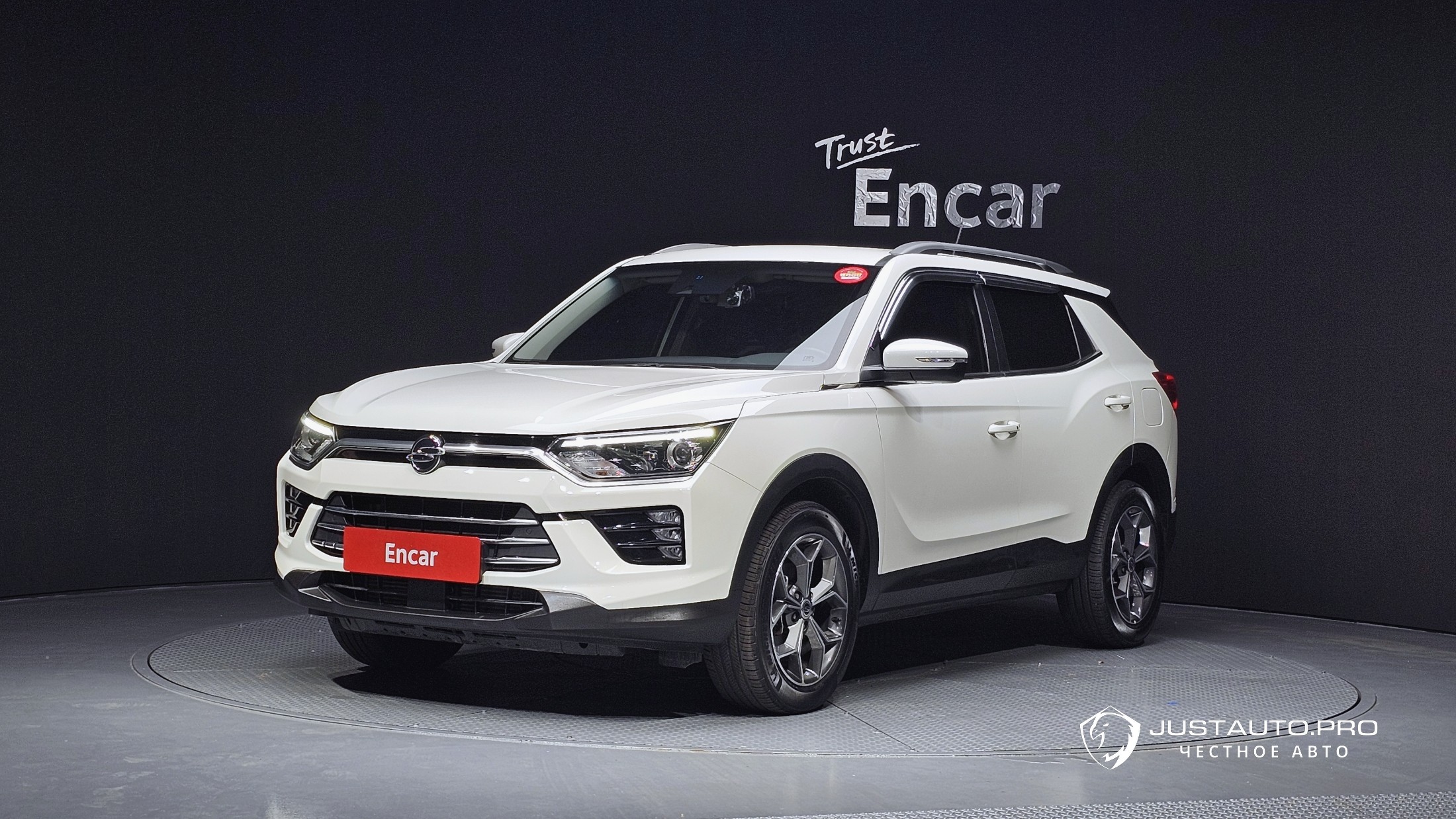 Автомобиль KG_Mobility_Ssangyong KORANDO