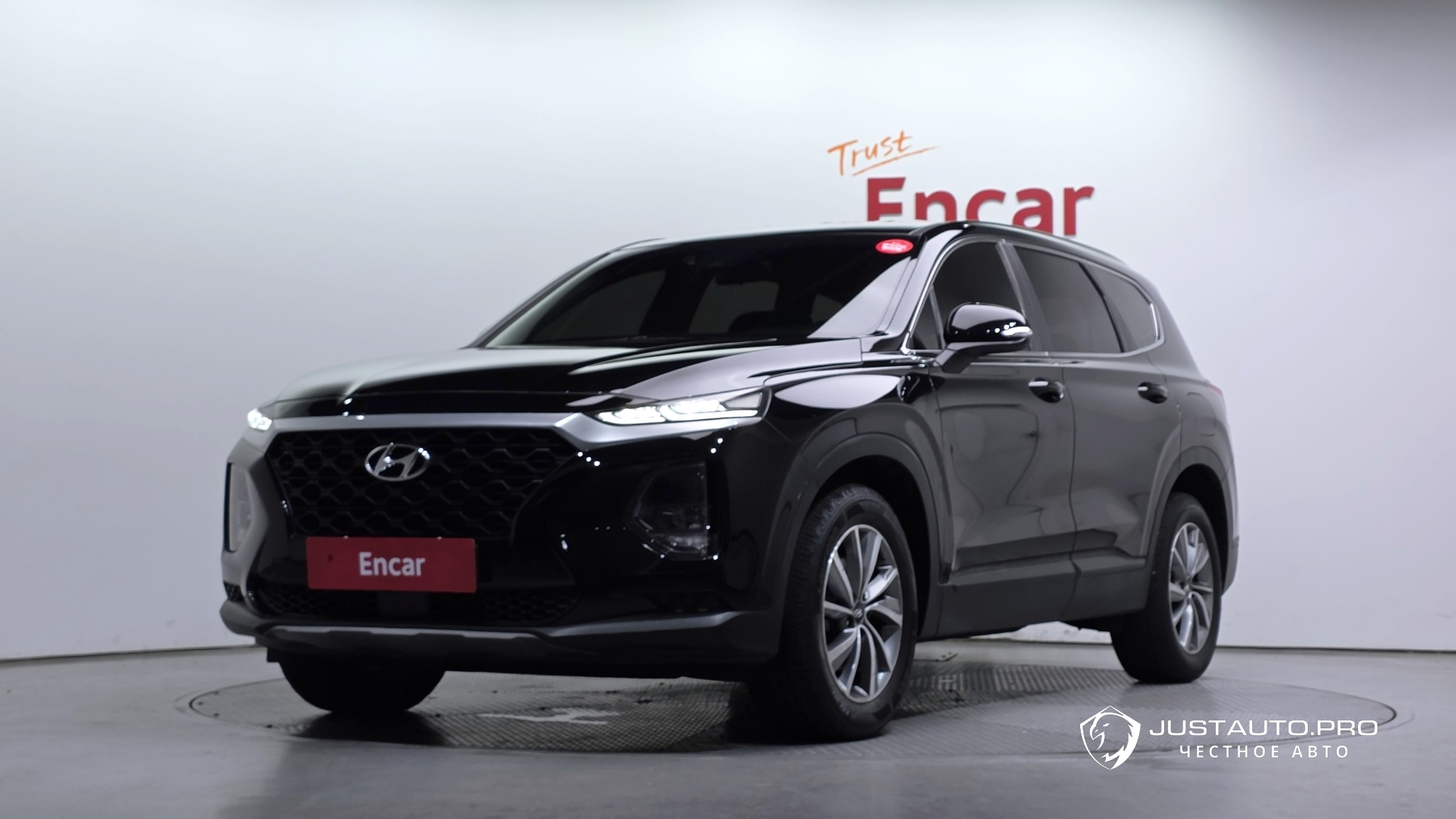 Автомобиль Hyundai Santafe