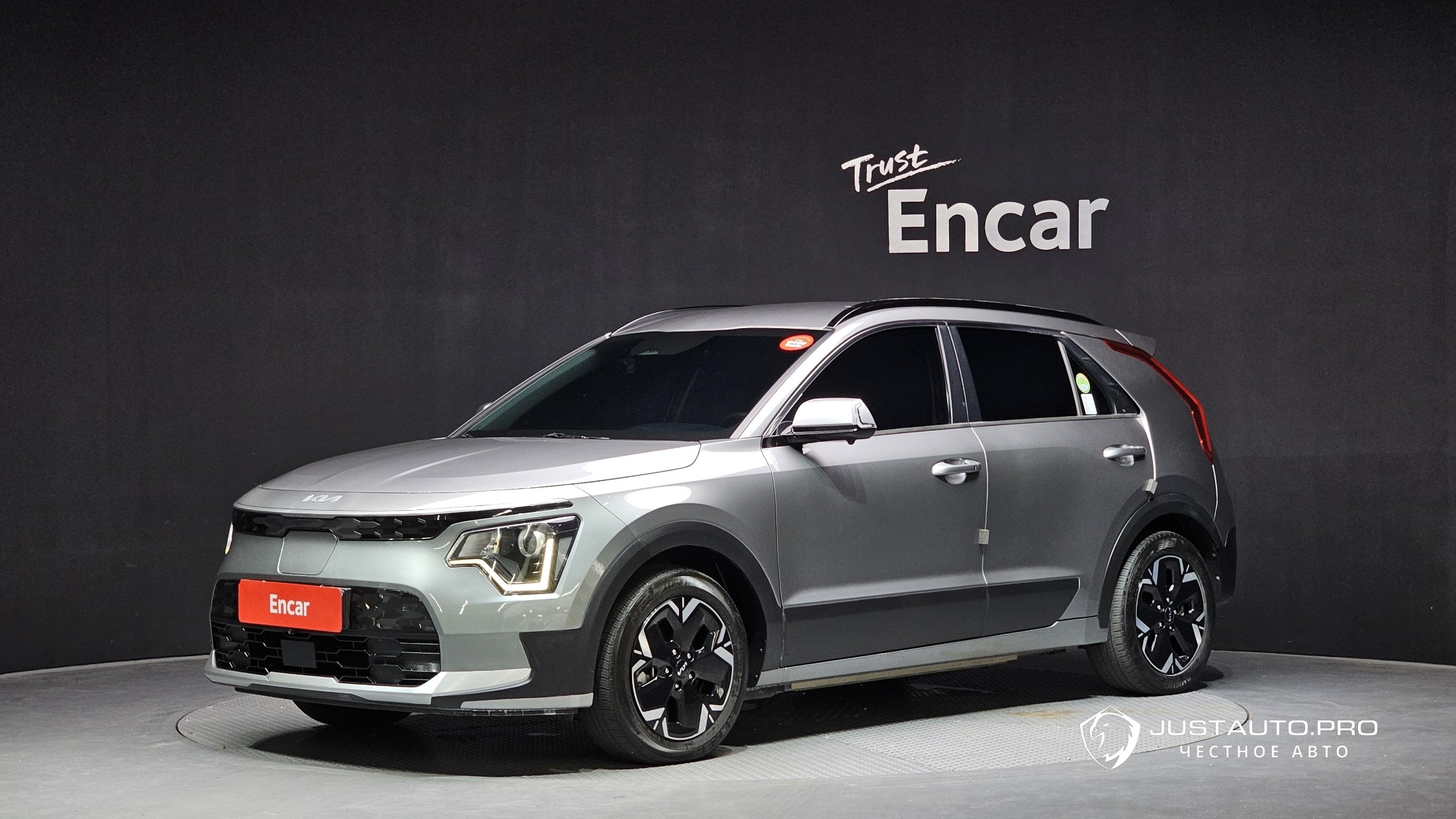 Автомобиль Kia Niro