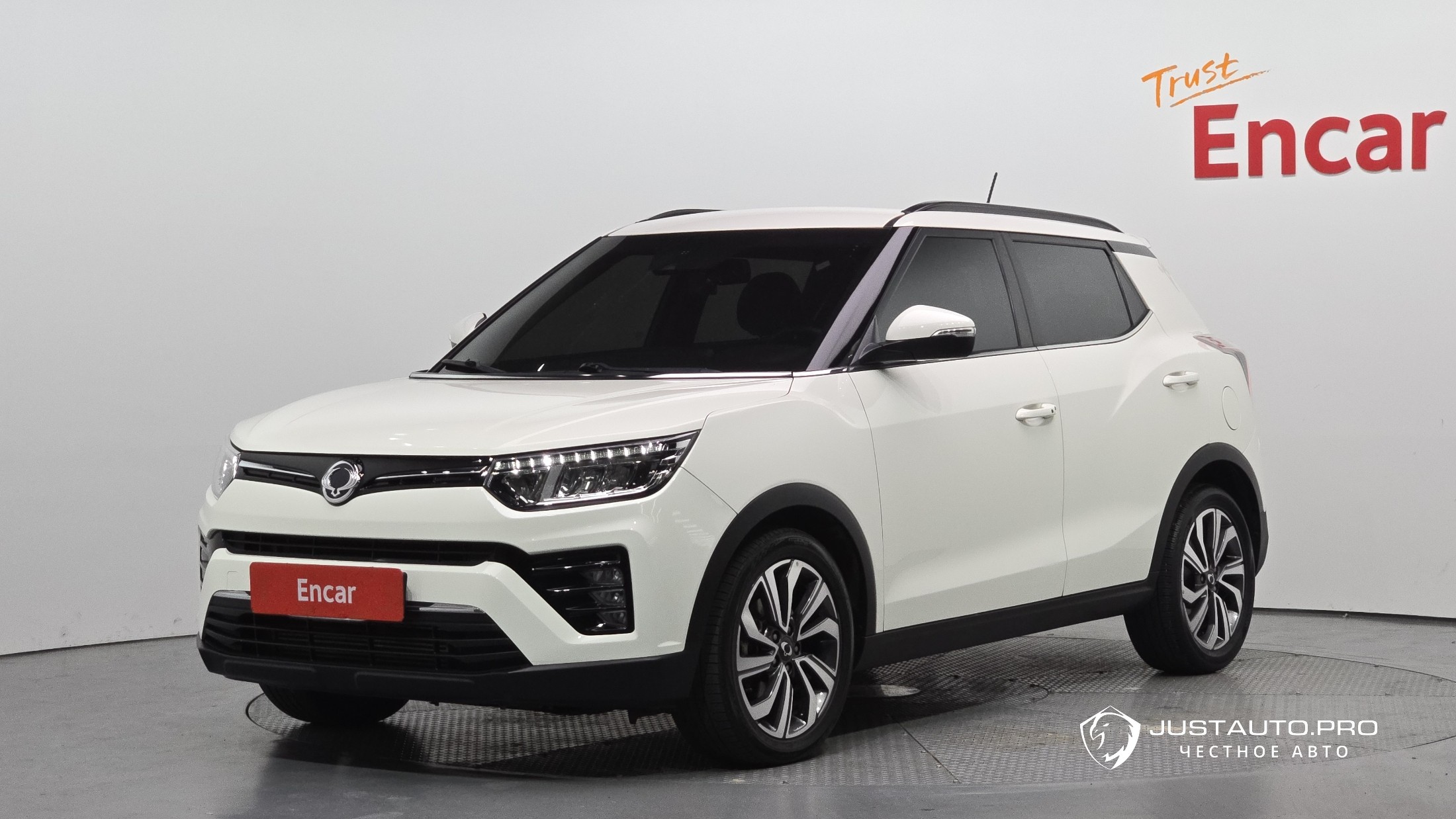 Автомобиль KG_Mobility_Ssangyong TIBOLI