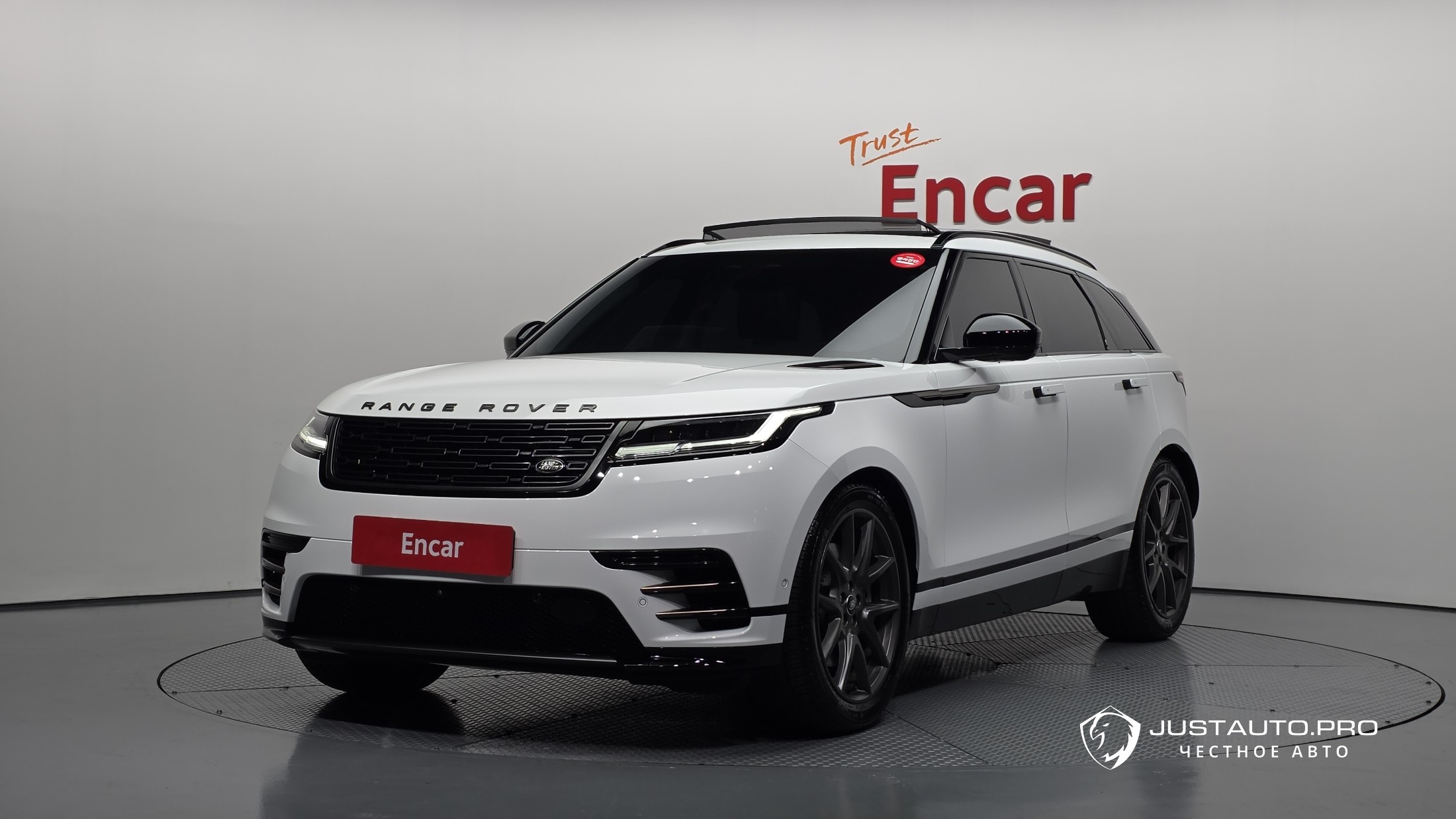Автомобиль Land Rover Range Rover Velar