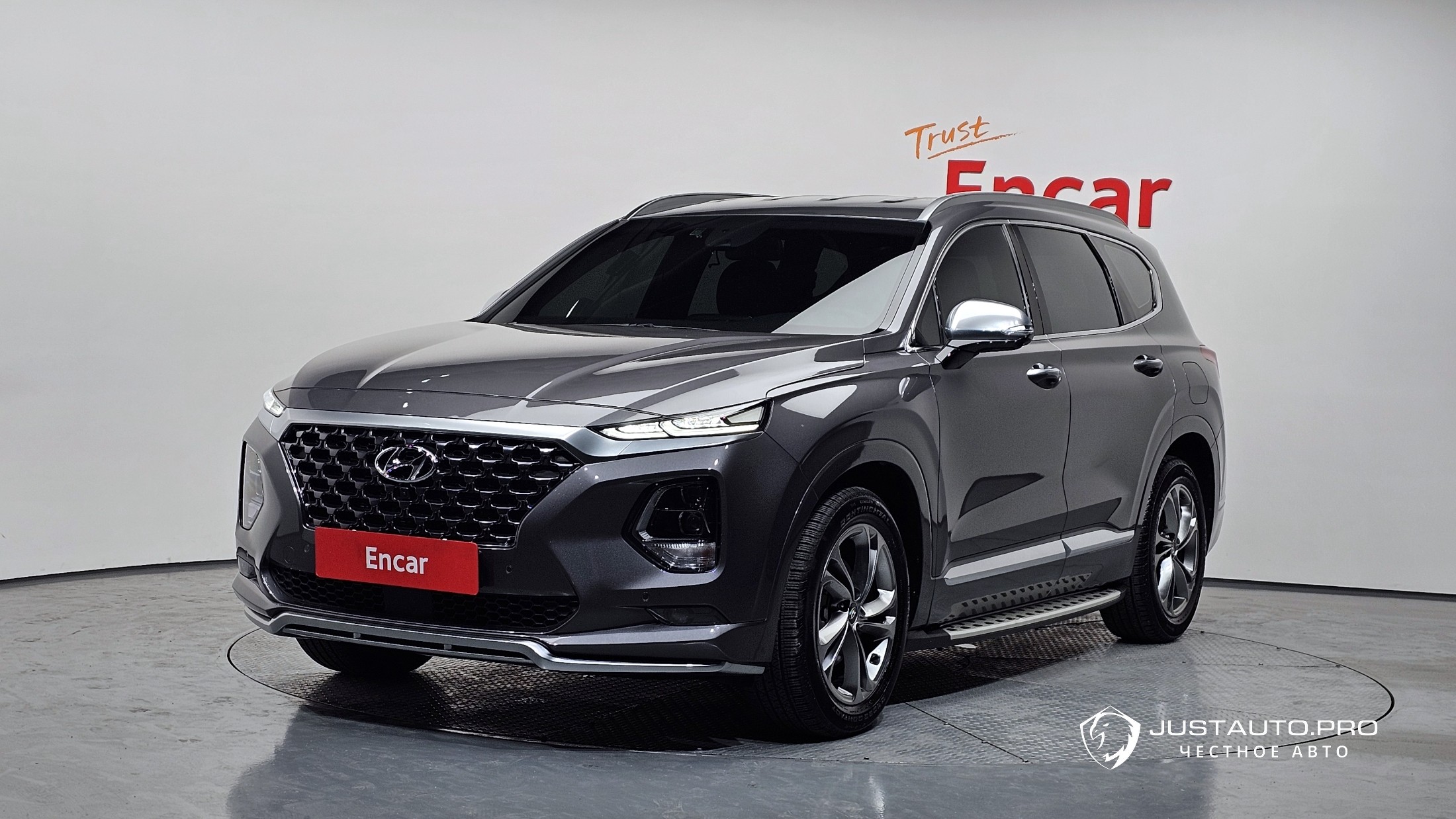 Автомобиль Hyundai Santafe