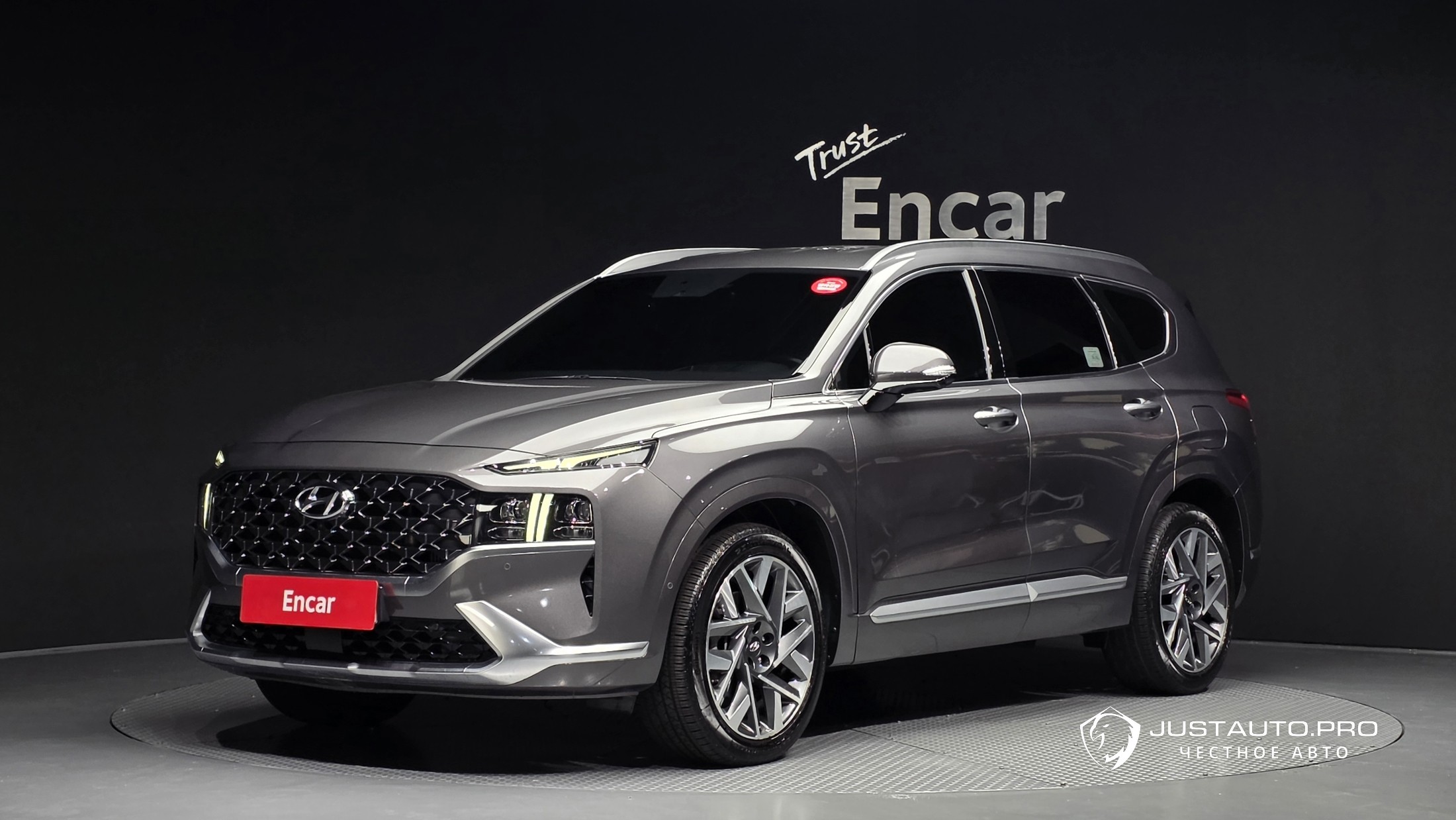 Автомобиль Hyundai Santafe