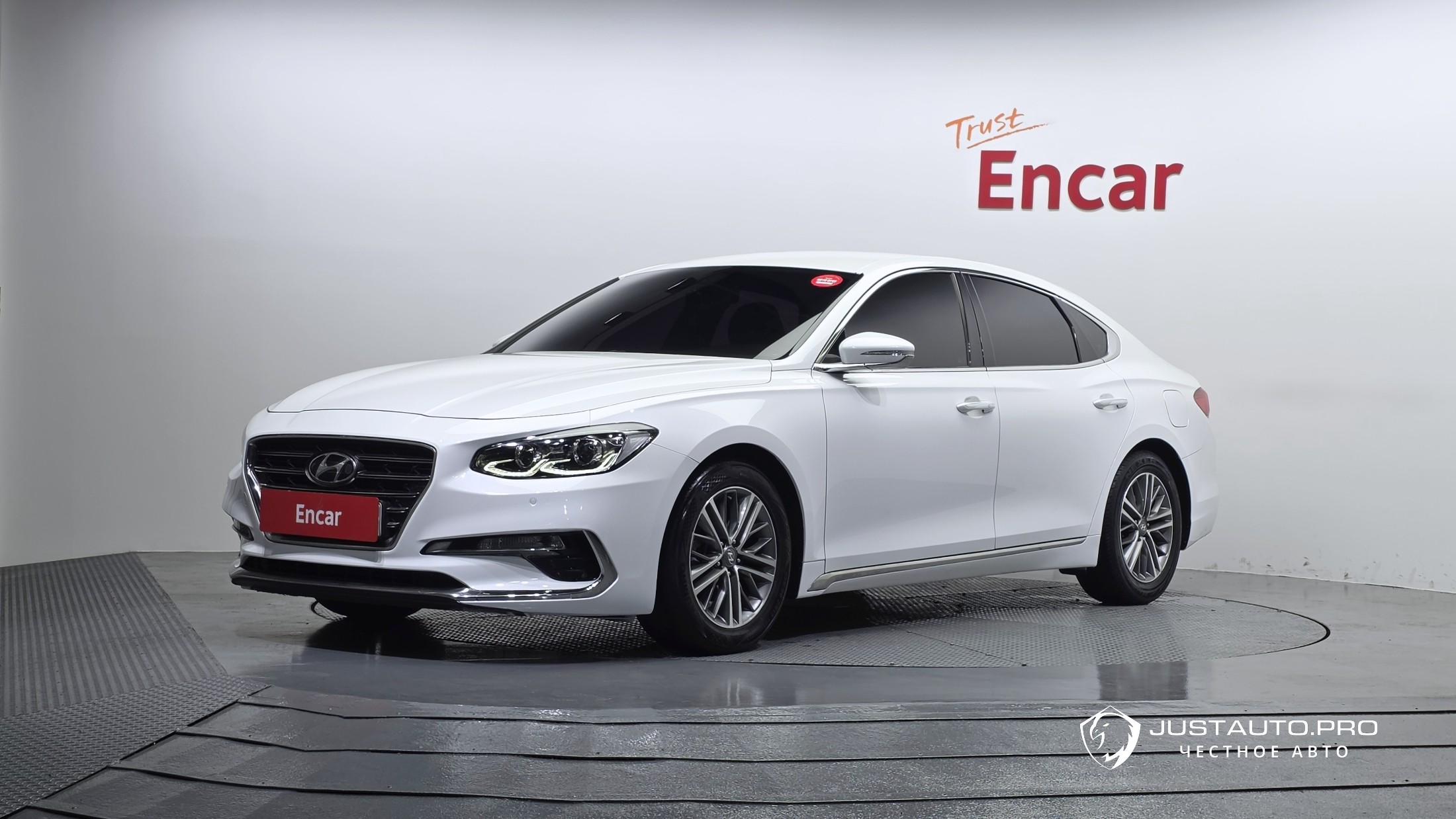Автомобиль Hyundai Grandeur