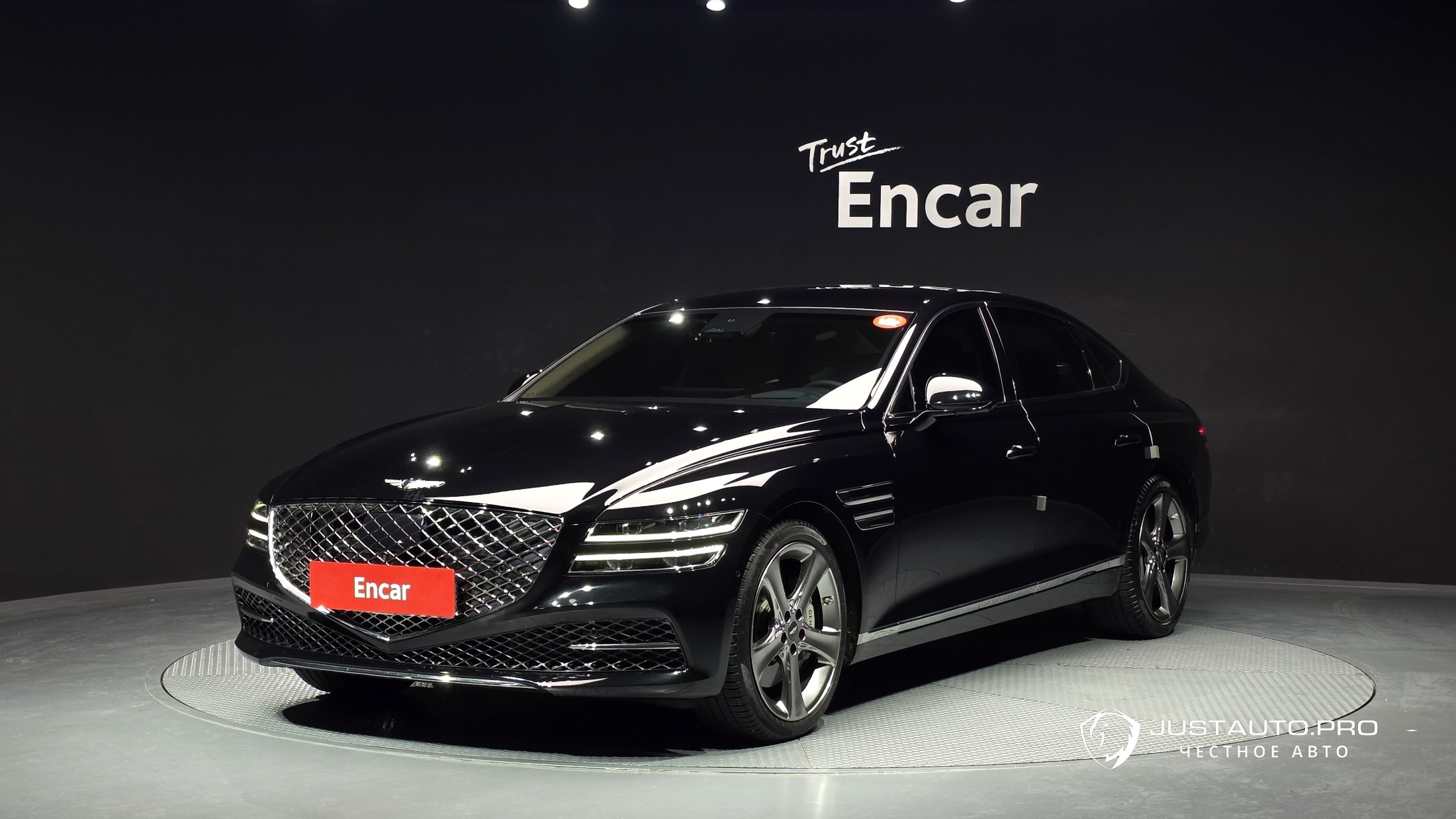 Автомобиль Genesis G80