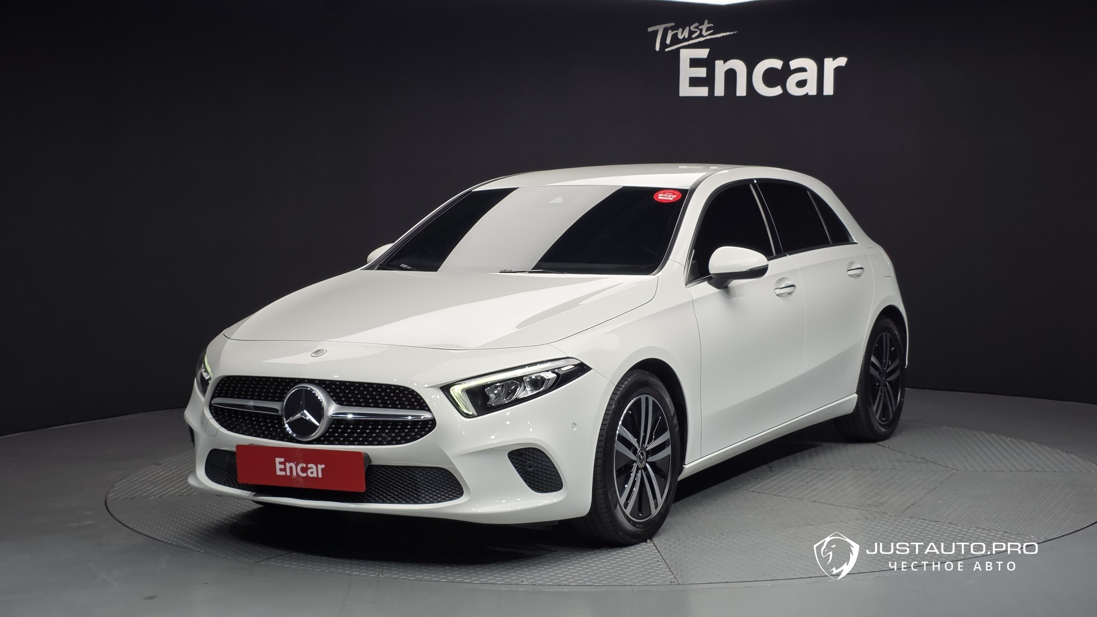Автомобиль Mercedes-Benz A-Class