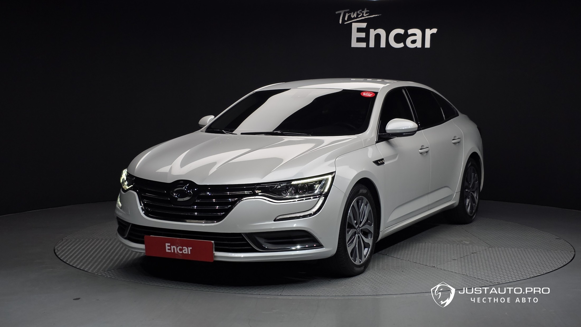 Автомобиль Renault-KoreaSamsung SM6