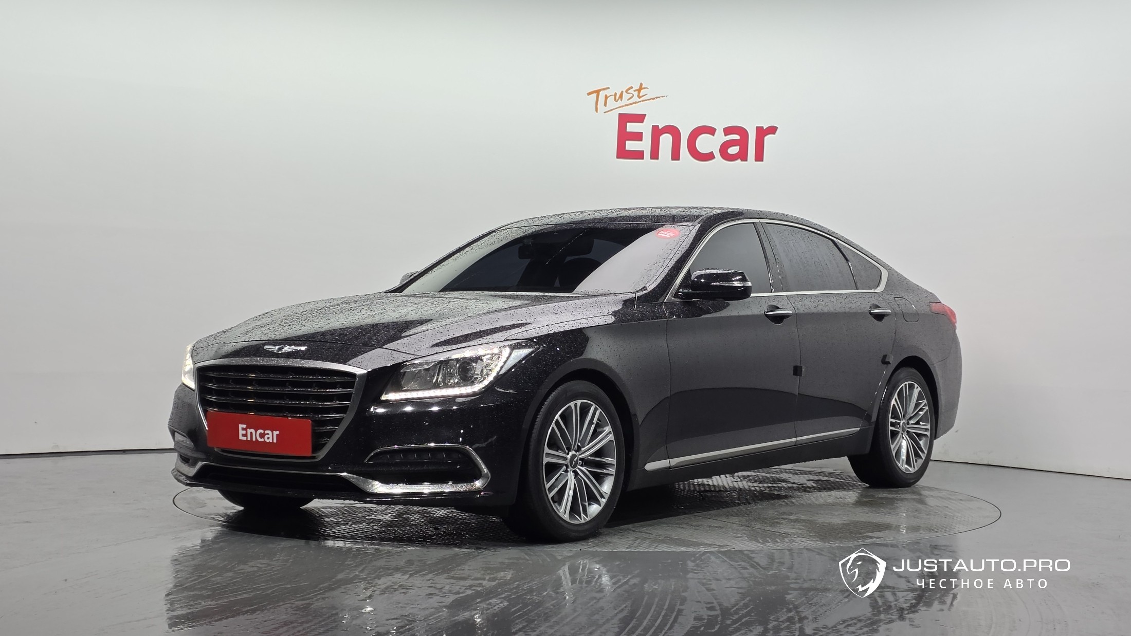 Автомобиль Genesis G80