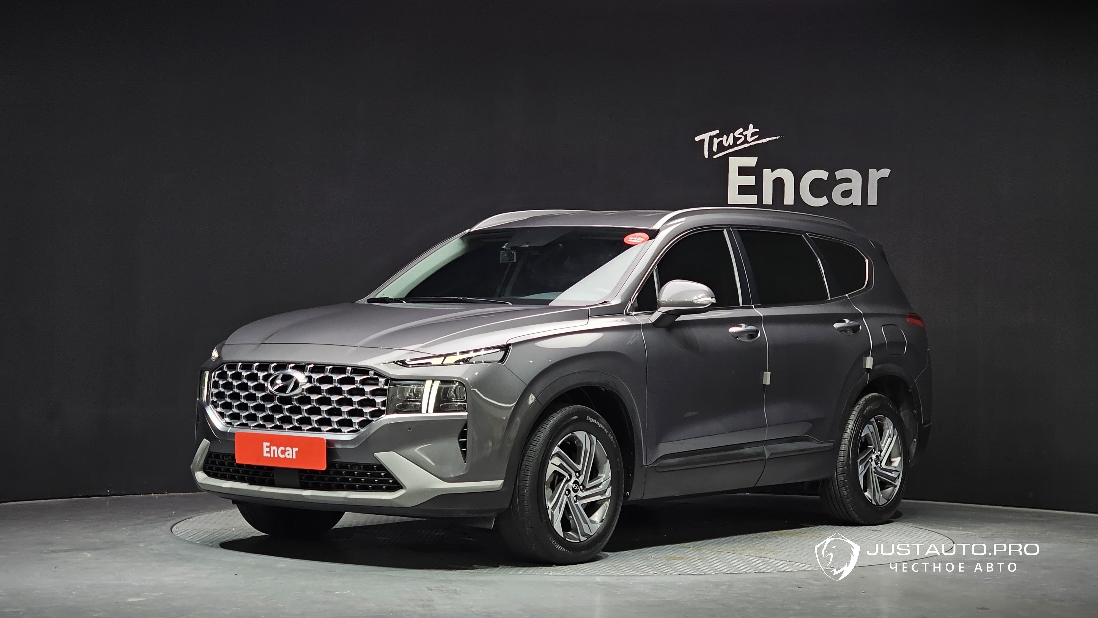 Автомобиль Hyundai Santafe