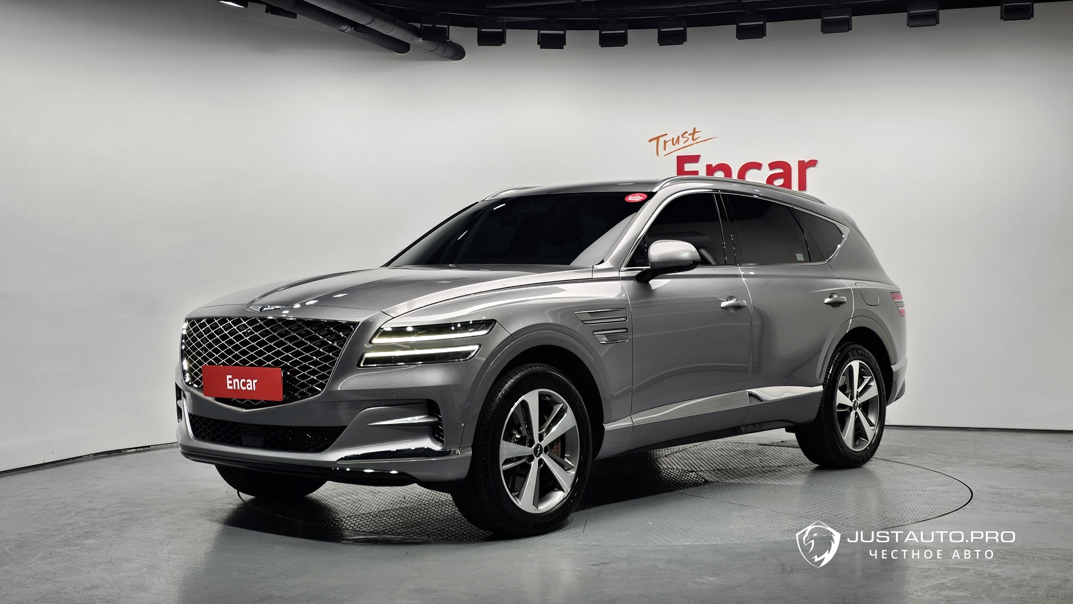 Автомобиль Genesis GV80
