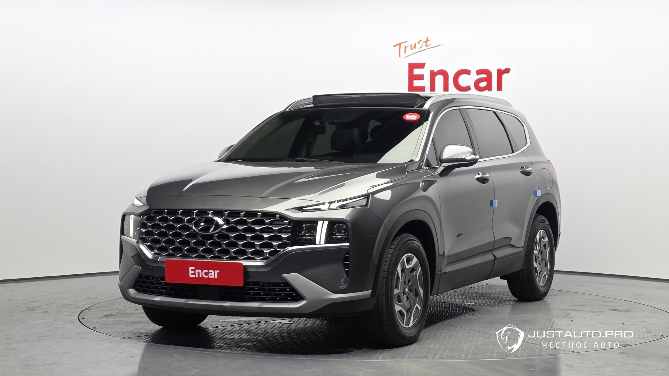 Автомобиль Hyundai Santafe