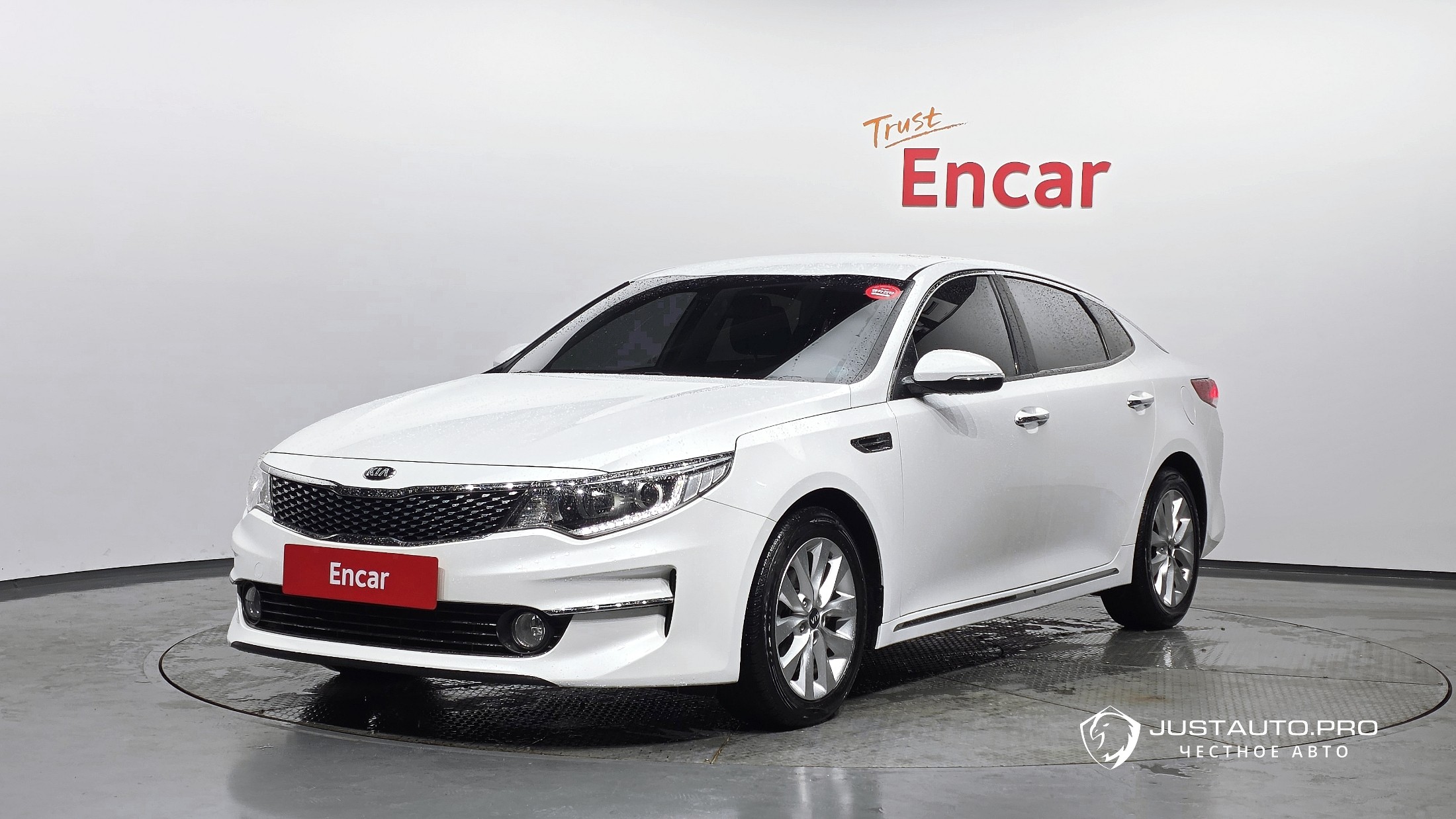 Автомобиль Kia K5