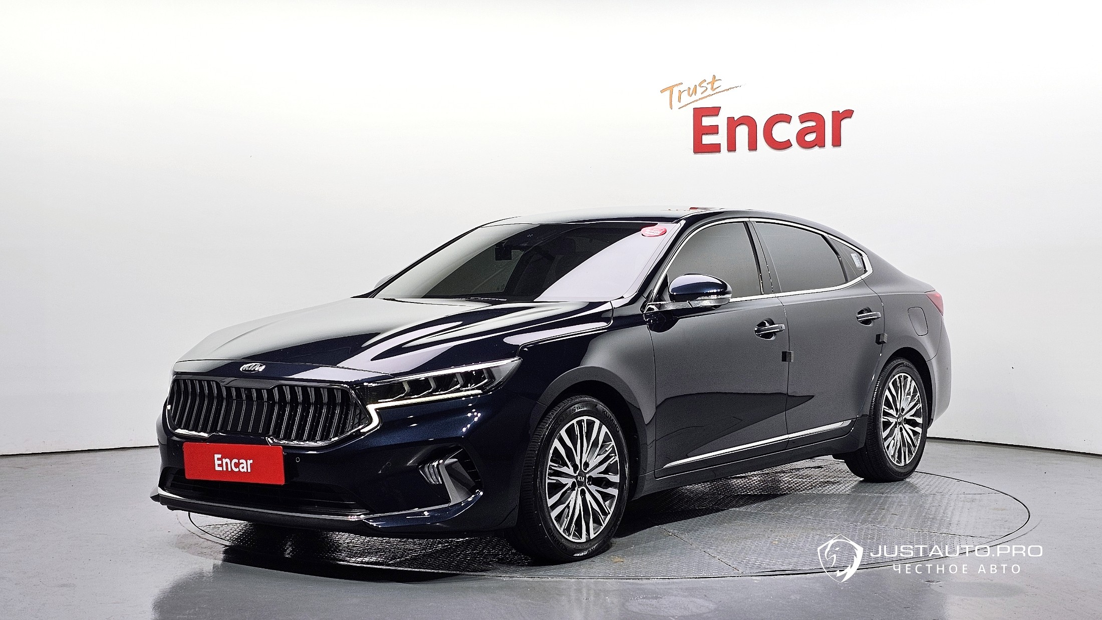 Автомобиль Kia K7