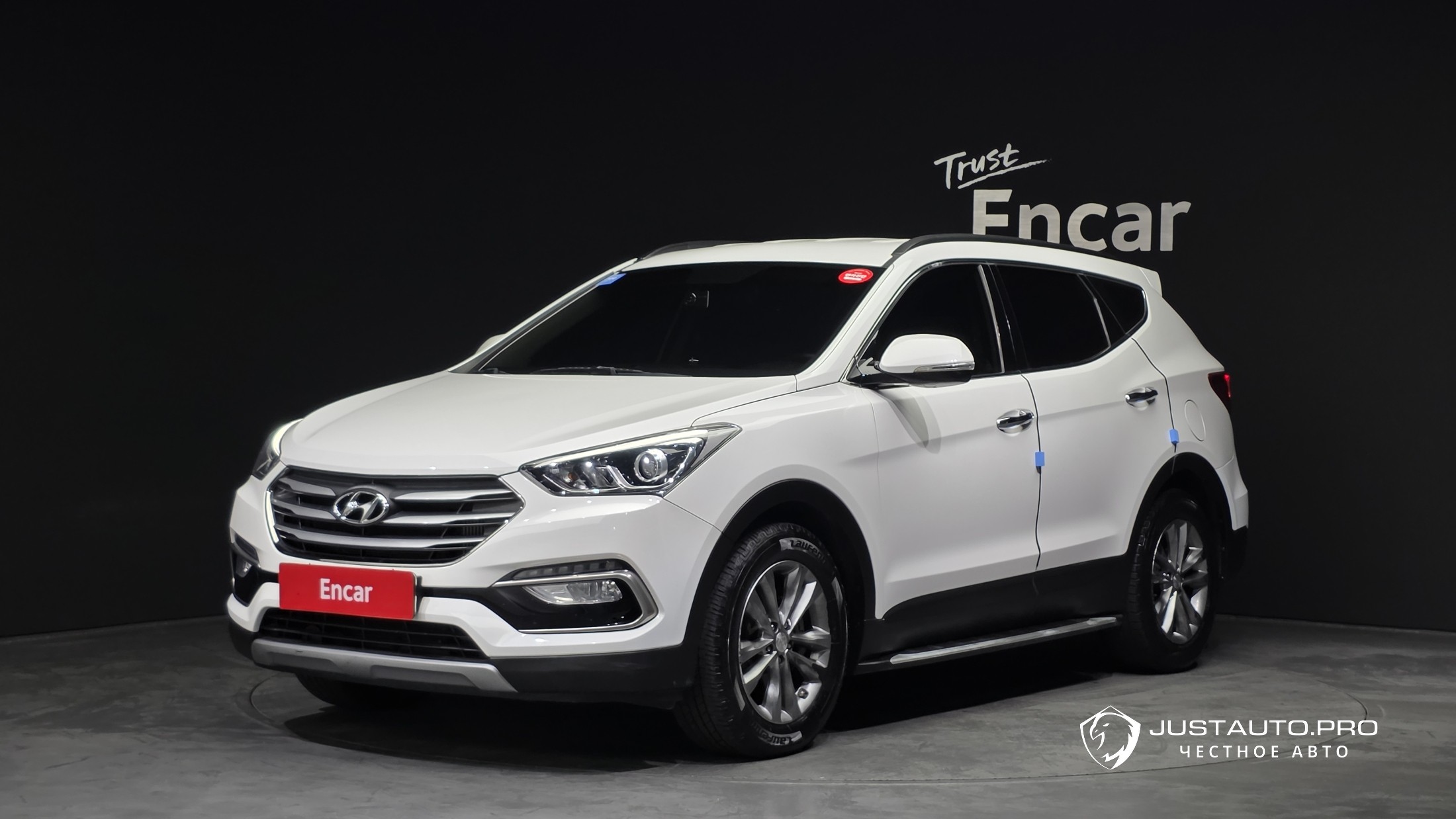 Автомобиль Hyundai Santafe