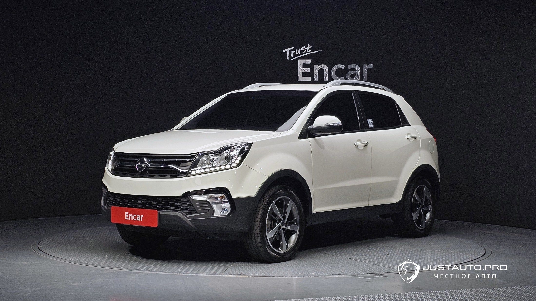 Автомобиль KG_Mobility_Ssangyong KORANDO