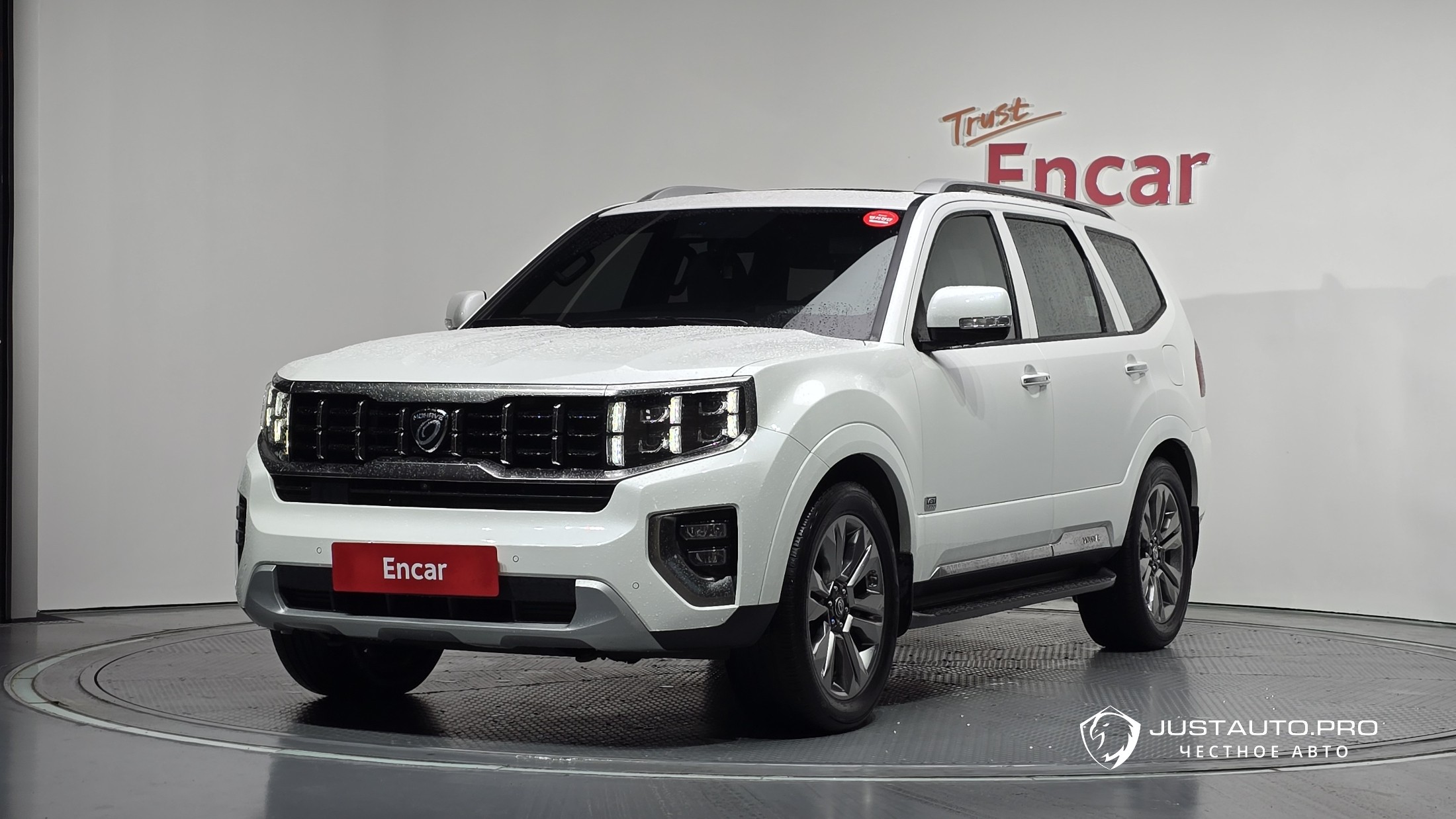 Автомобиль Kia Mohave
