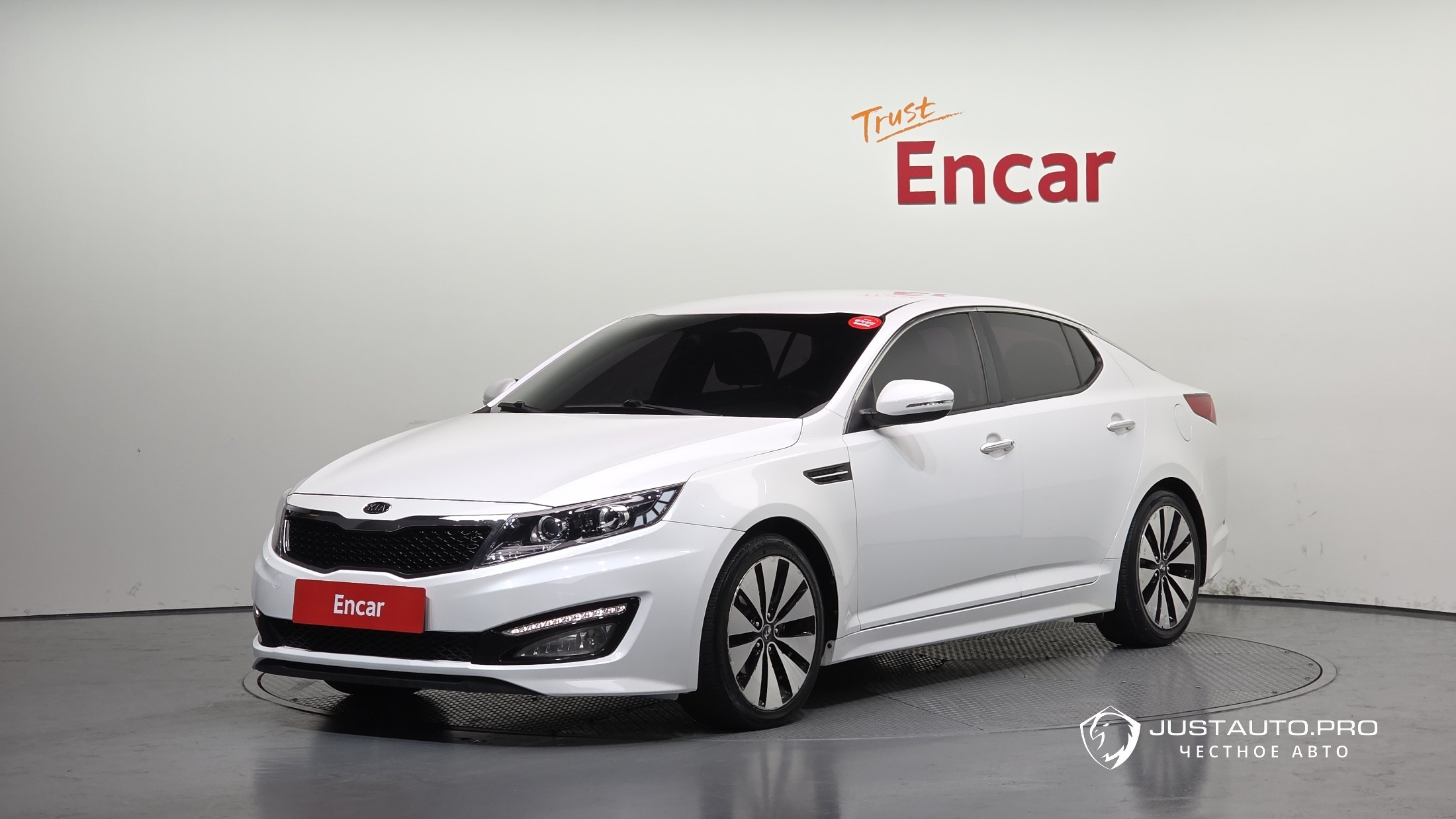 Автомобиль Kia K5
