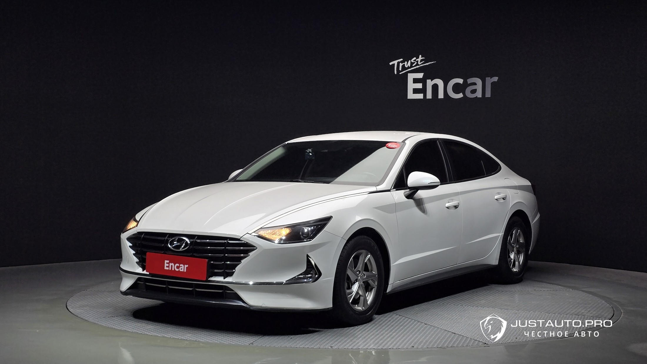 Автомобиль Hyundai Sonata