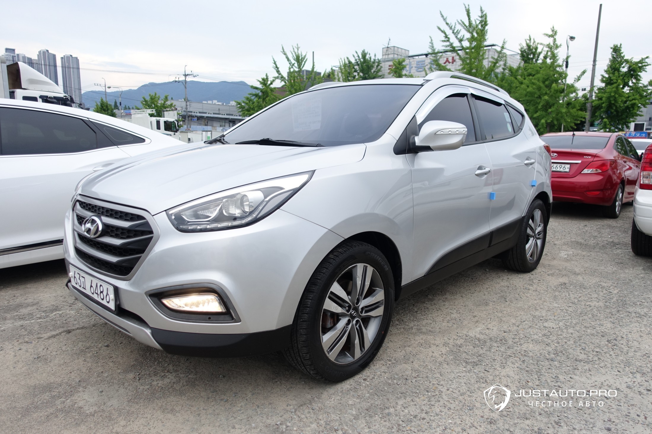 Автомобиль Hyundai Tucson