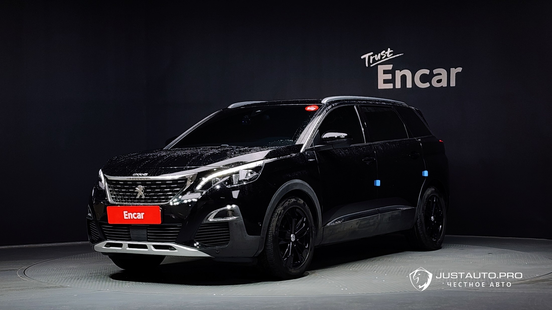 Автомобиль Peugeot 5008