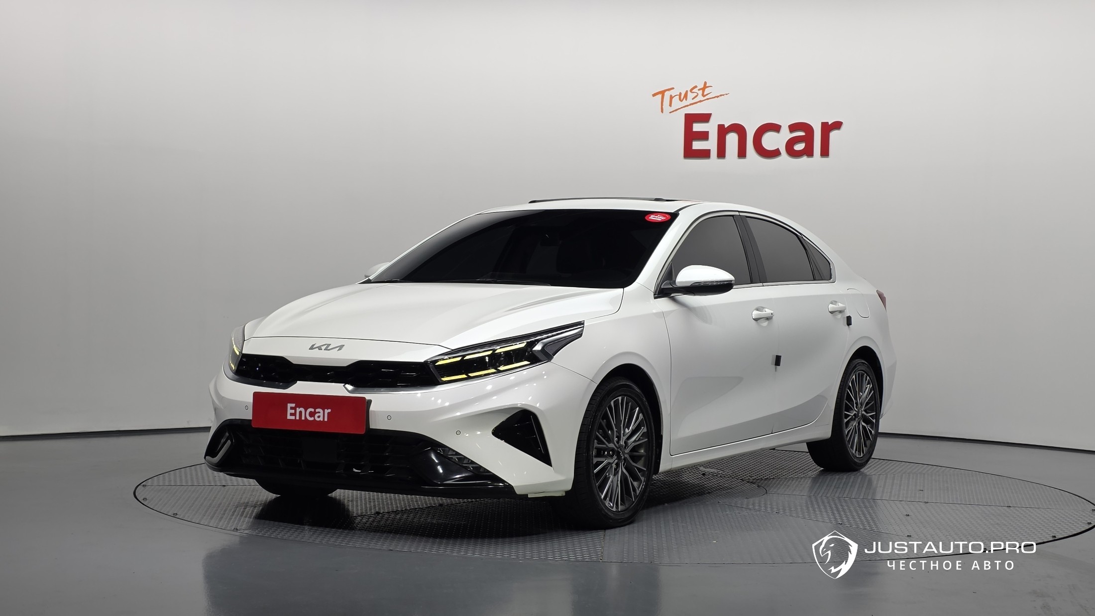Автомобиль Kia K3