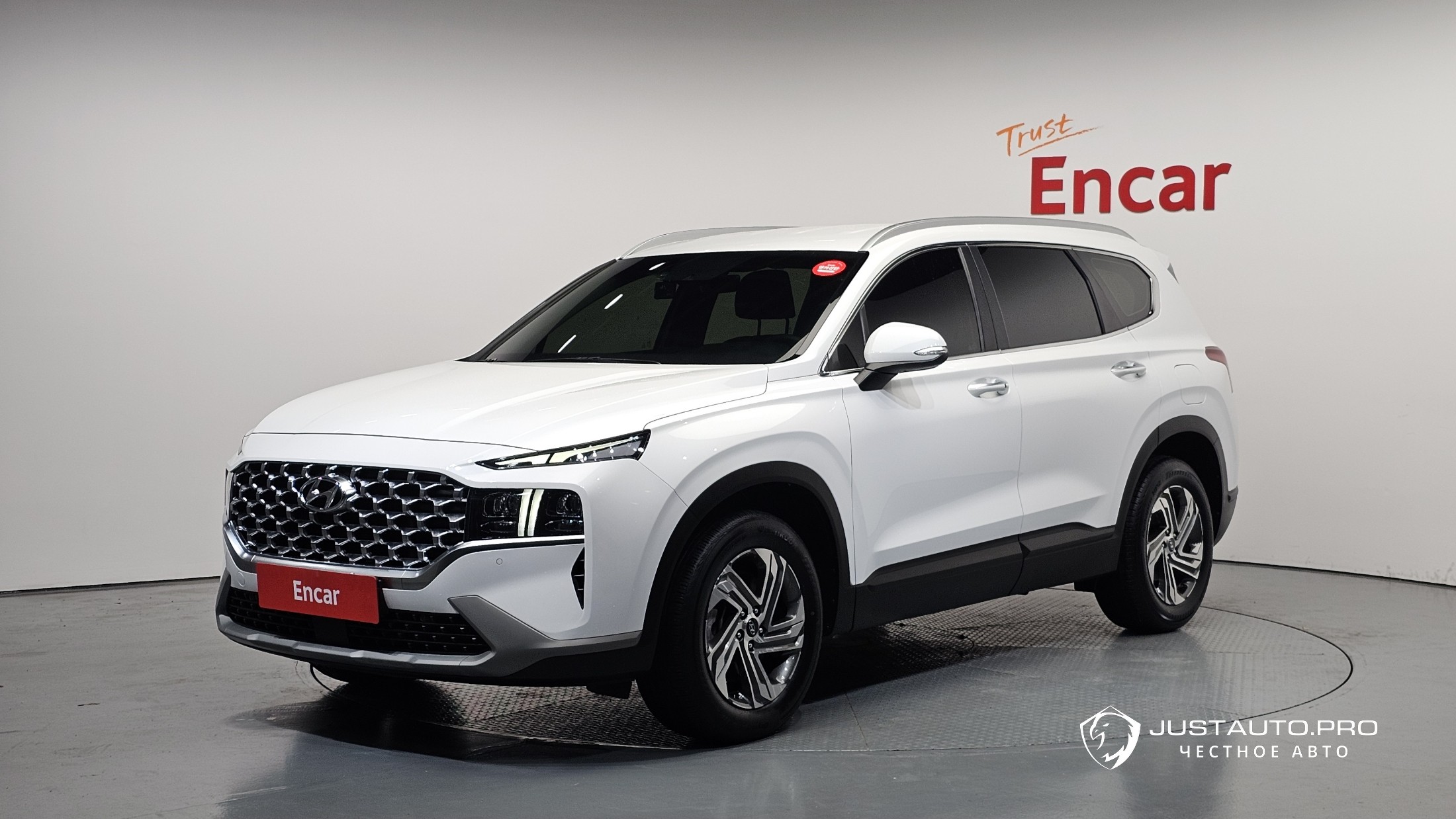 Автомобиль Hyundai Santafe