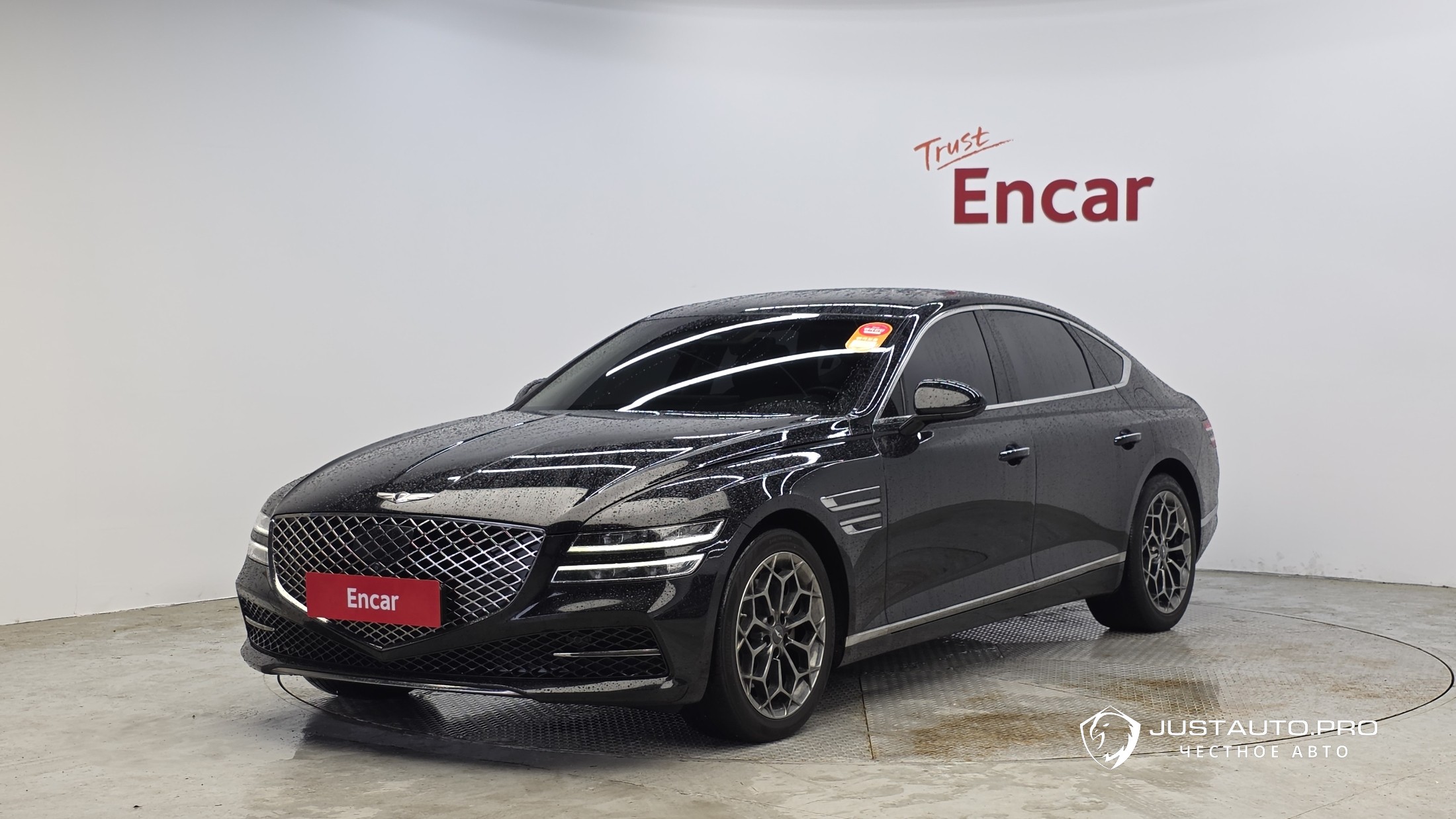 Автомобиль Genesis G80