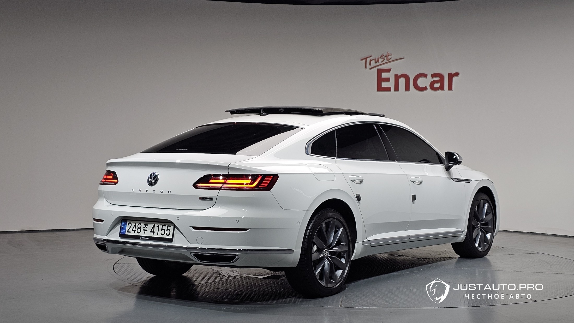 Автомобиль Volkswagen Arteon